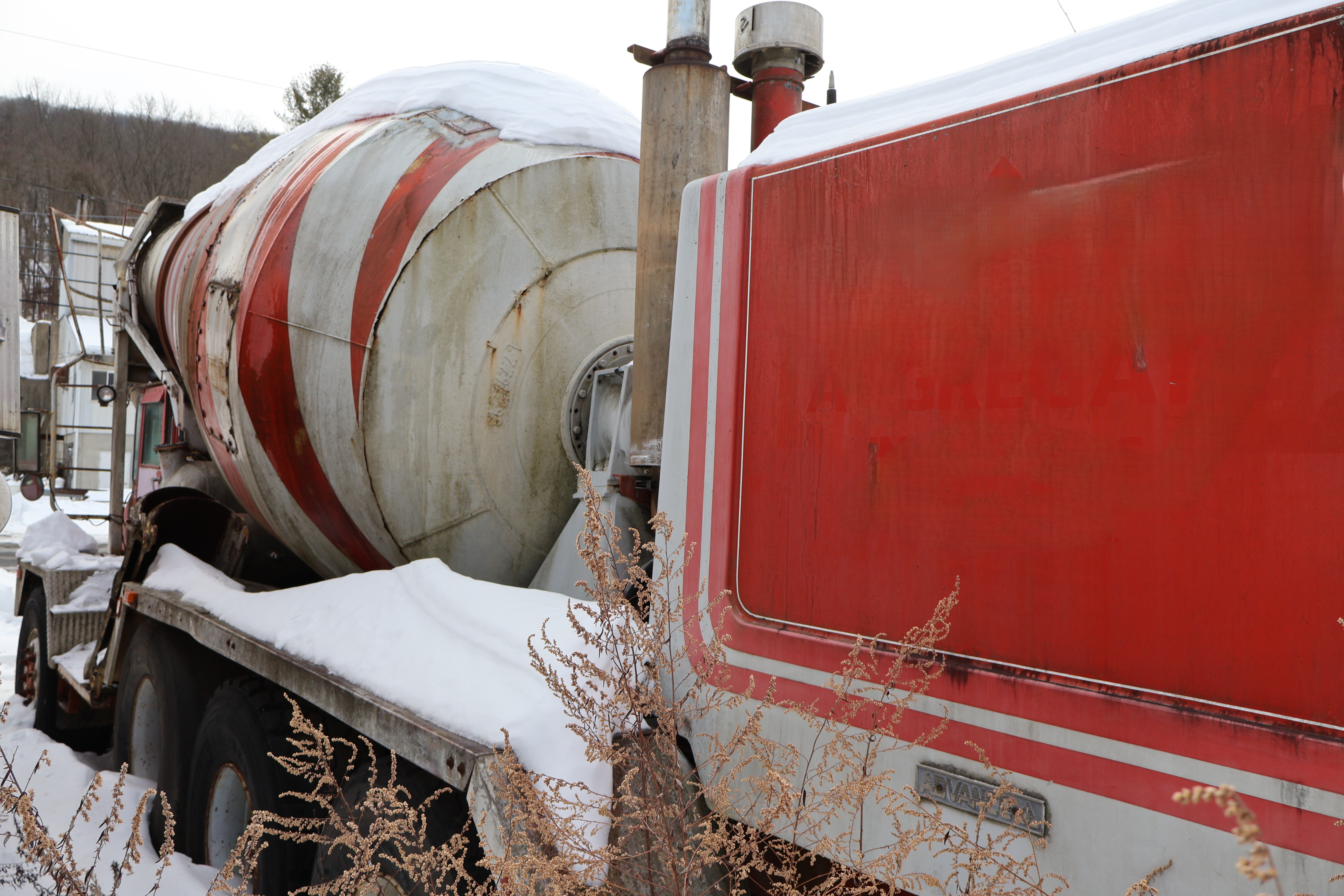 1990 ADVANCE Concrete Mixer Truck - view 18 of 27