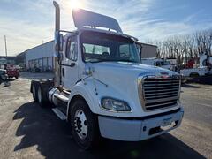 2015 FREIGHTLINER M2 112 - Image 3