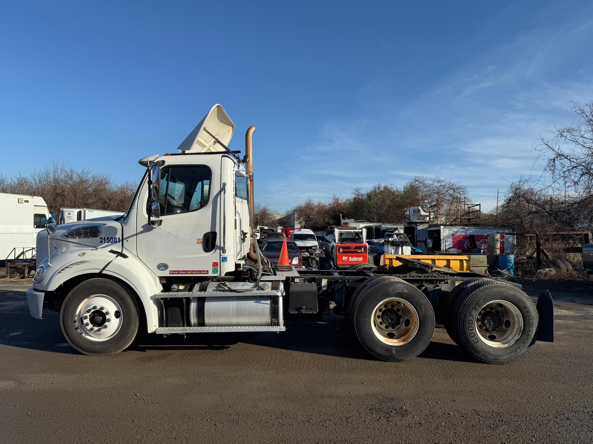 2015 FREIGHTLINER M2 112 - view 9 of 16