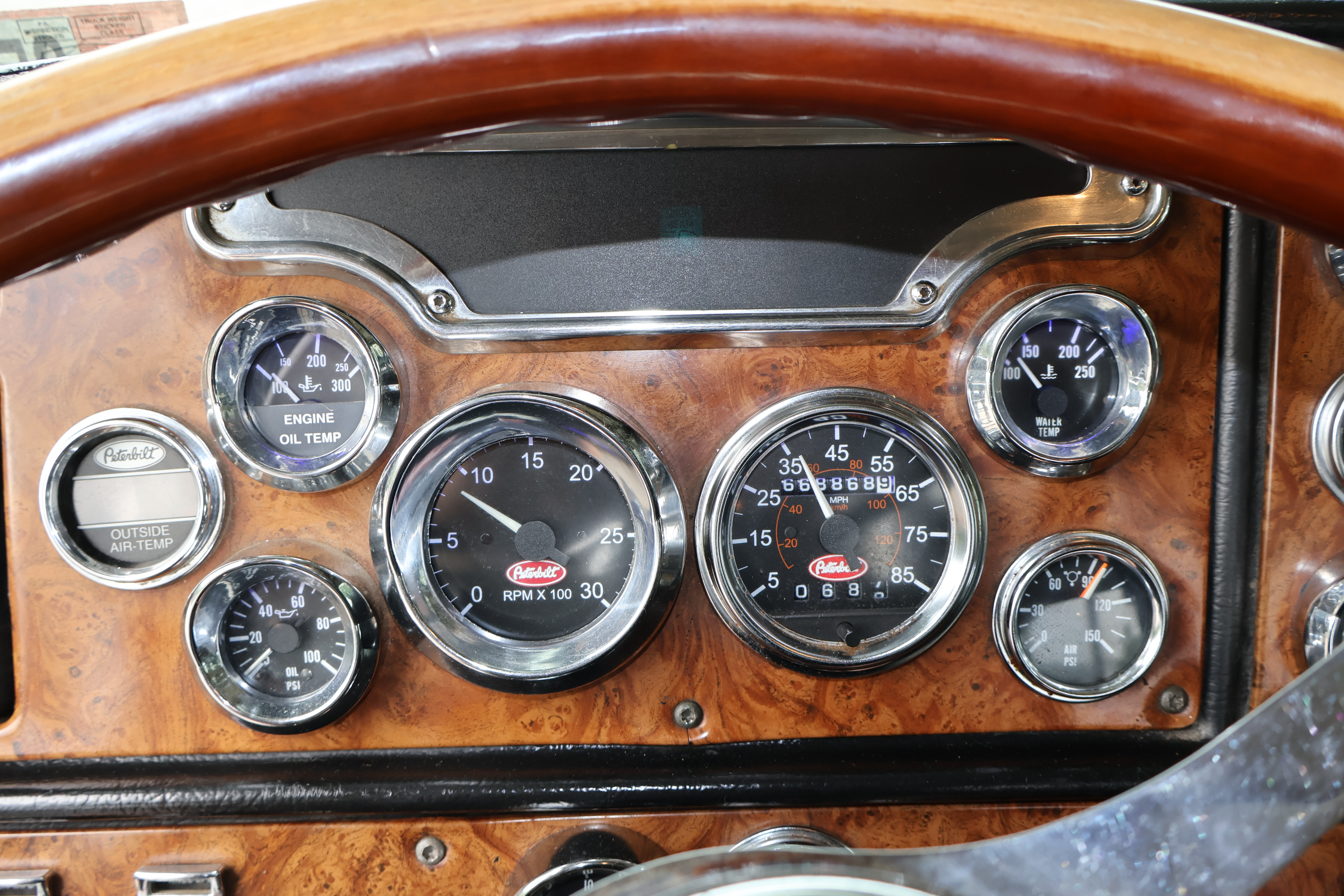 2001 PETERBILT 379 - Image 24