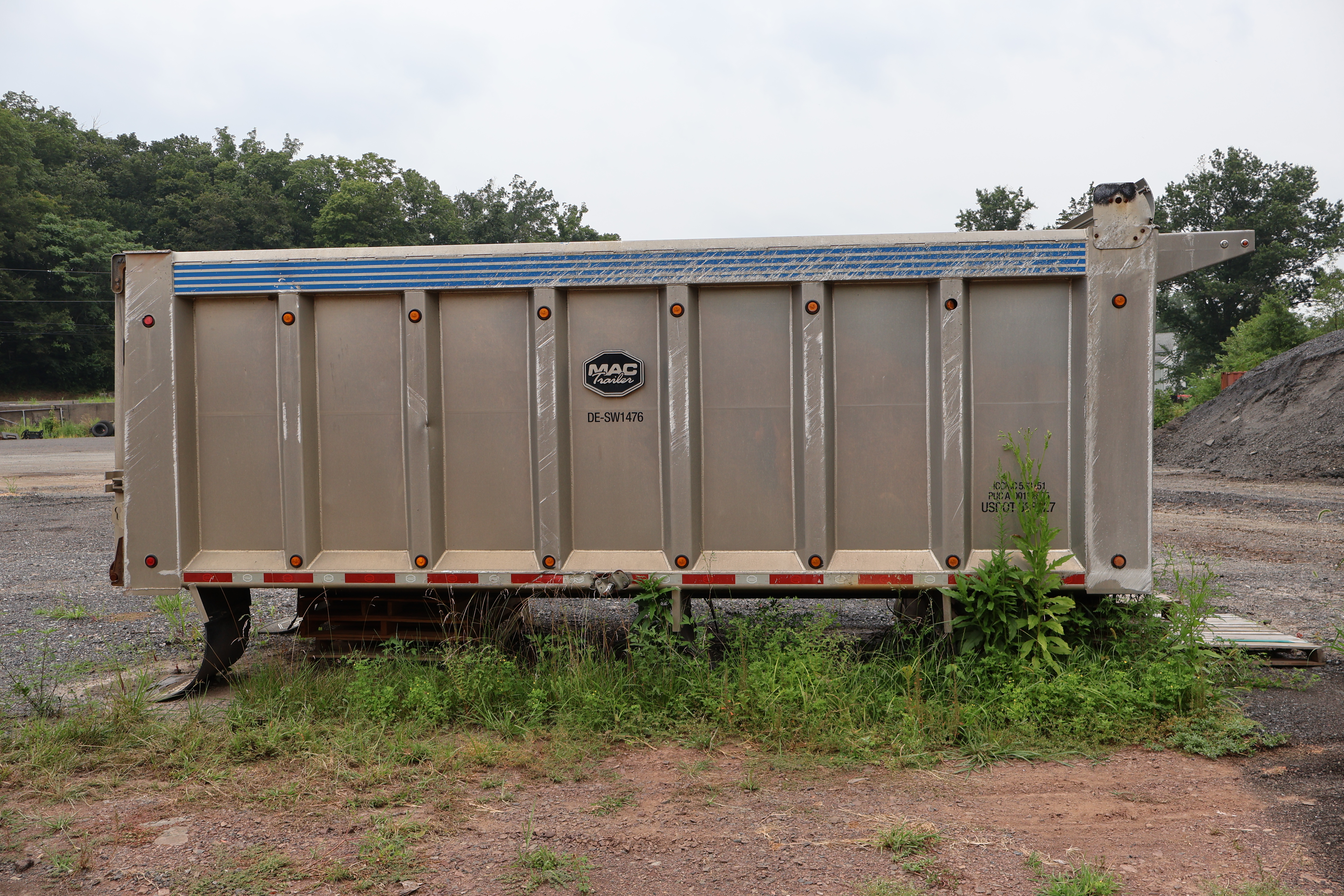 2016 MAC 8 foot - view 6 of 16