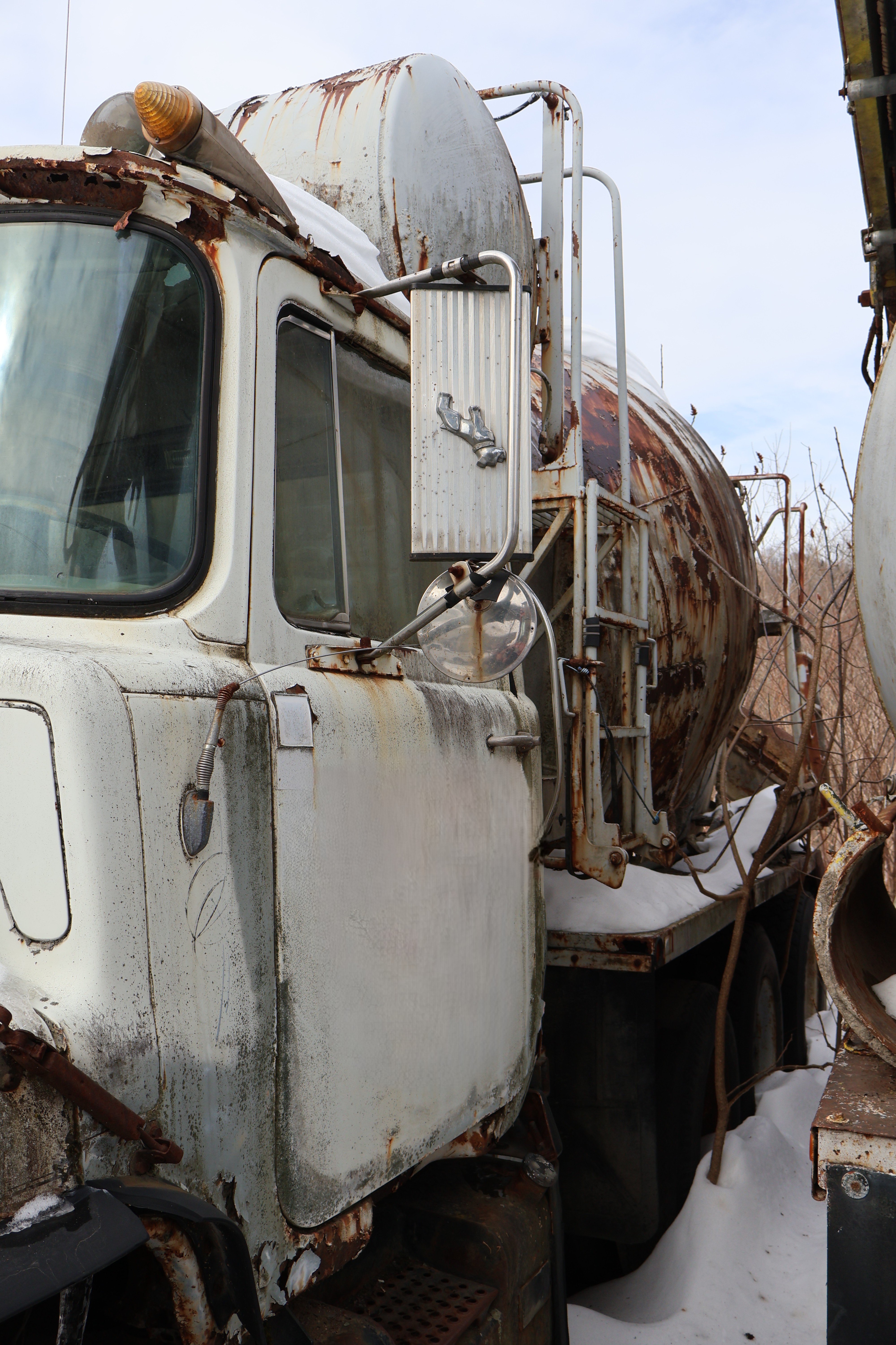 1987 MACK DM685S - Image 6