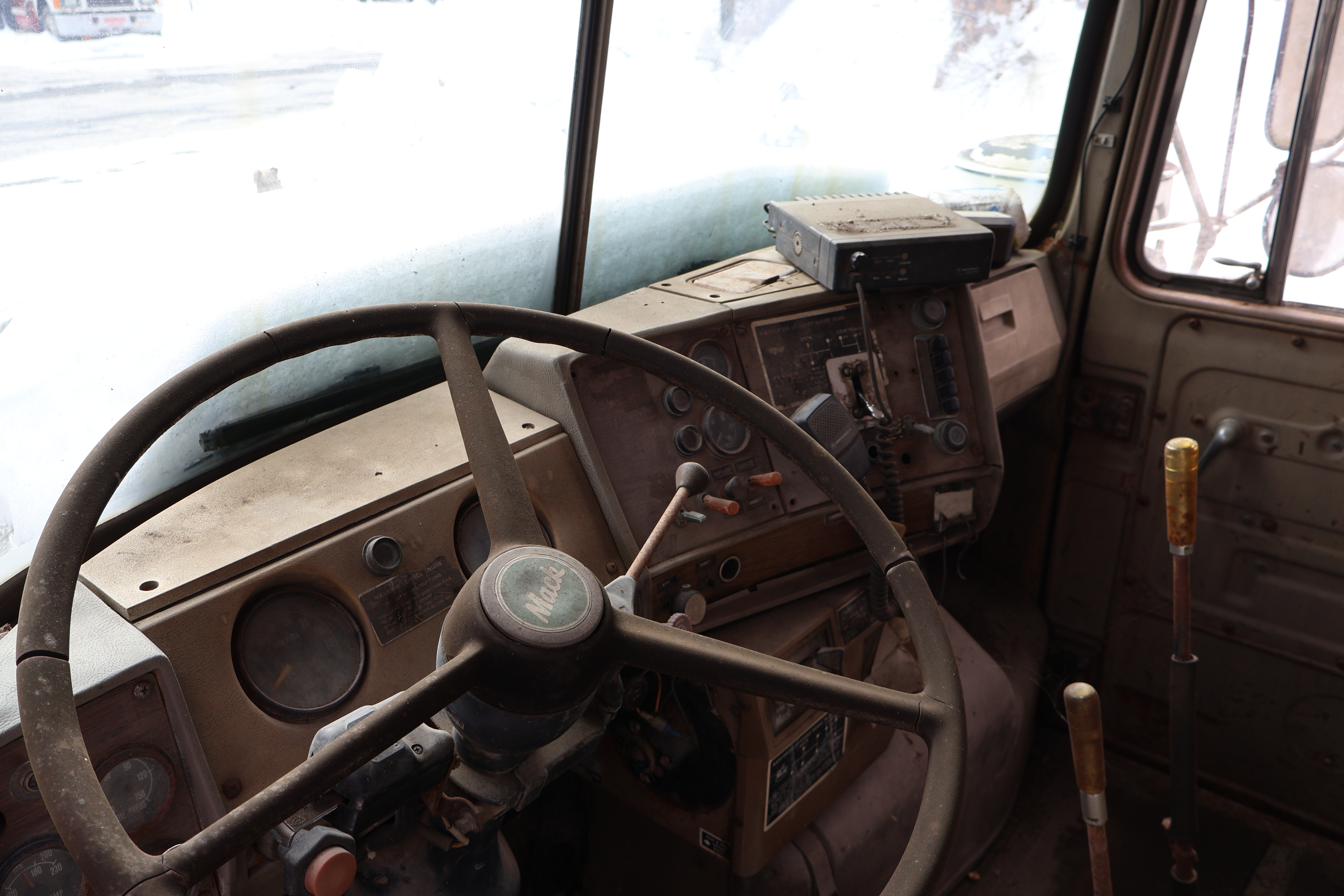 1987 MACK DM685S - Image 8