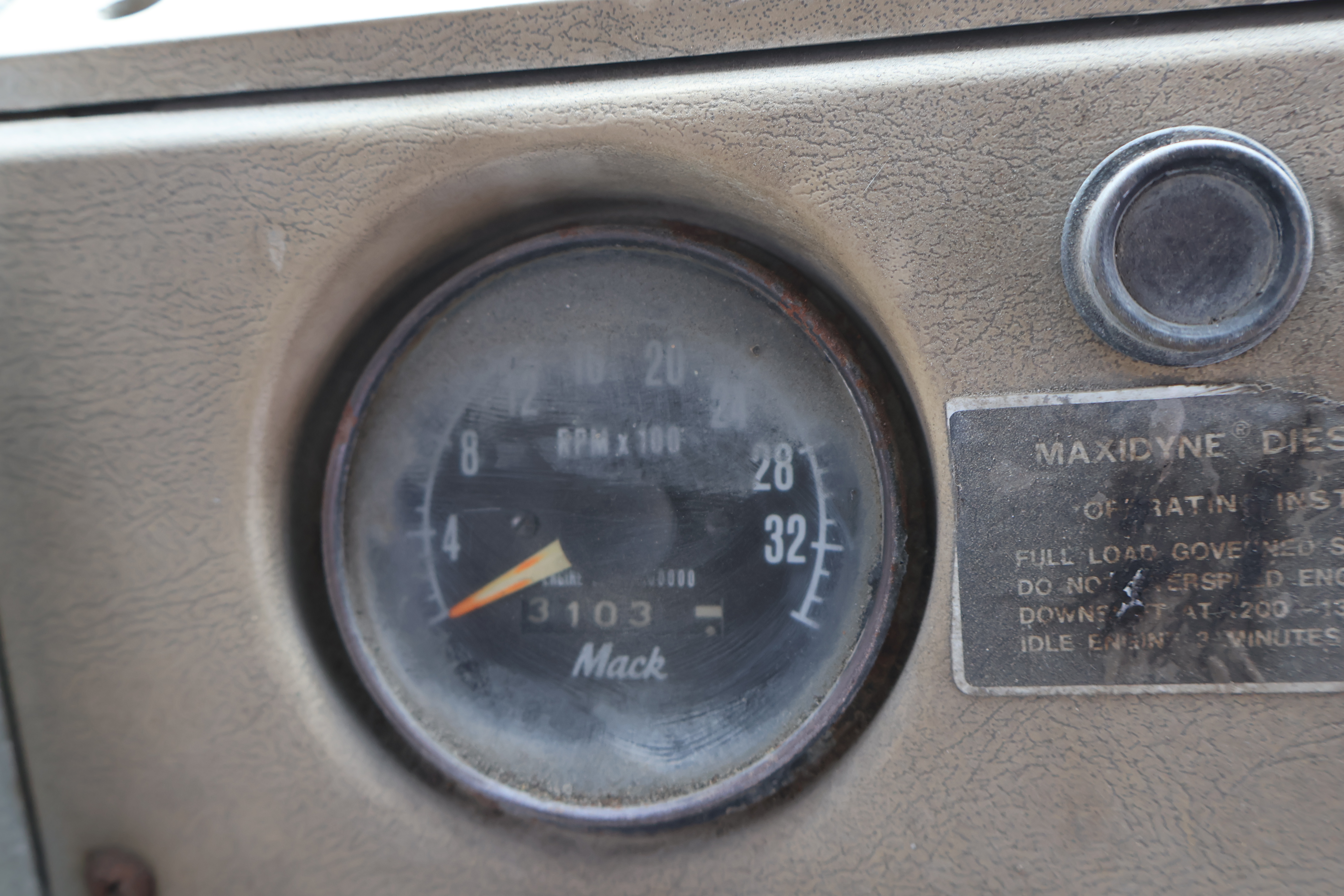 1987 MACK DM685S - Image 20