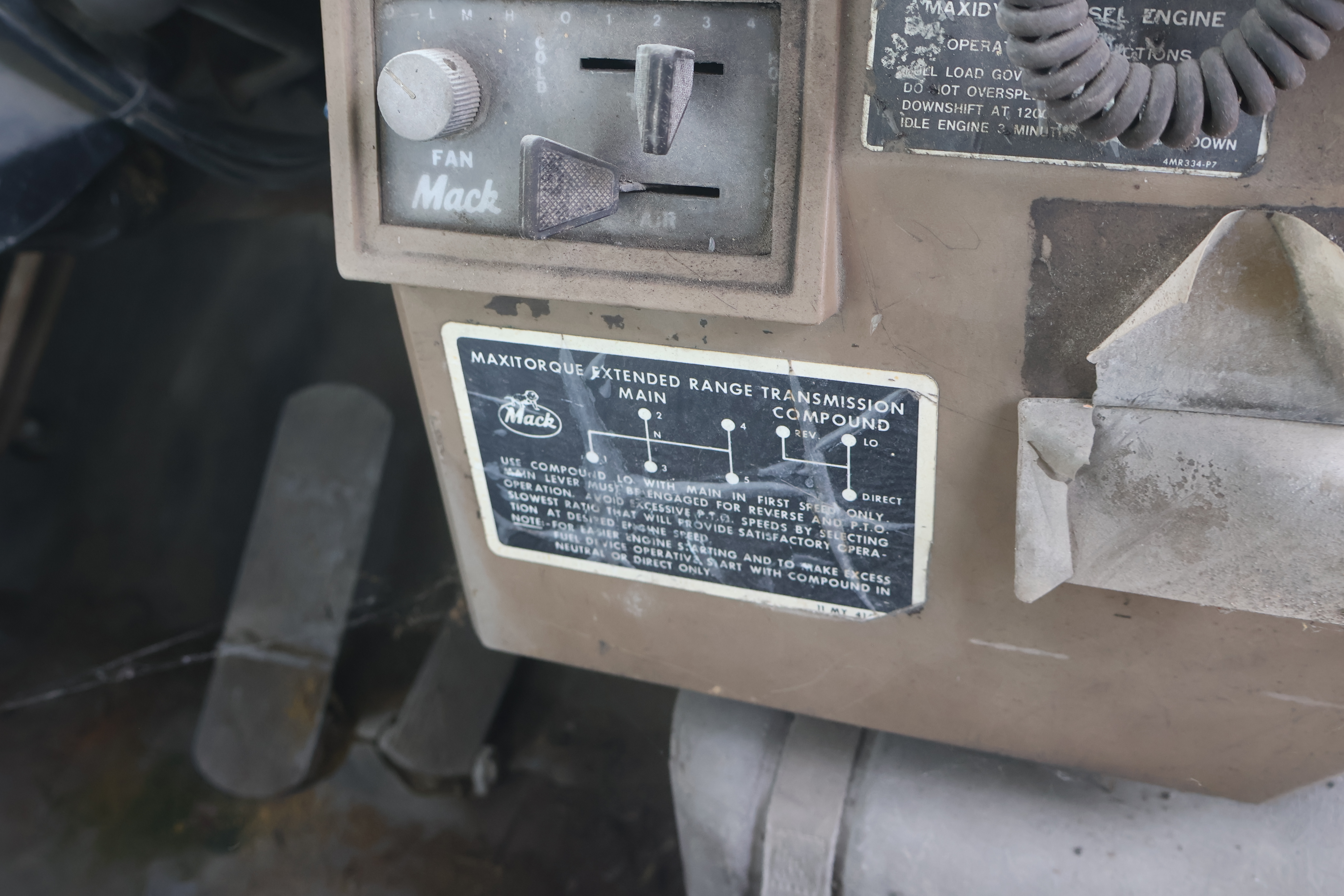 1987 MACK DM685S - Image 21