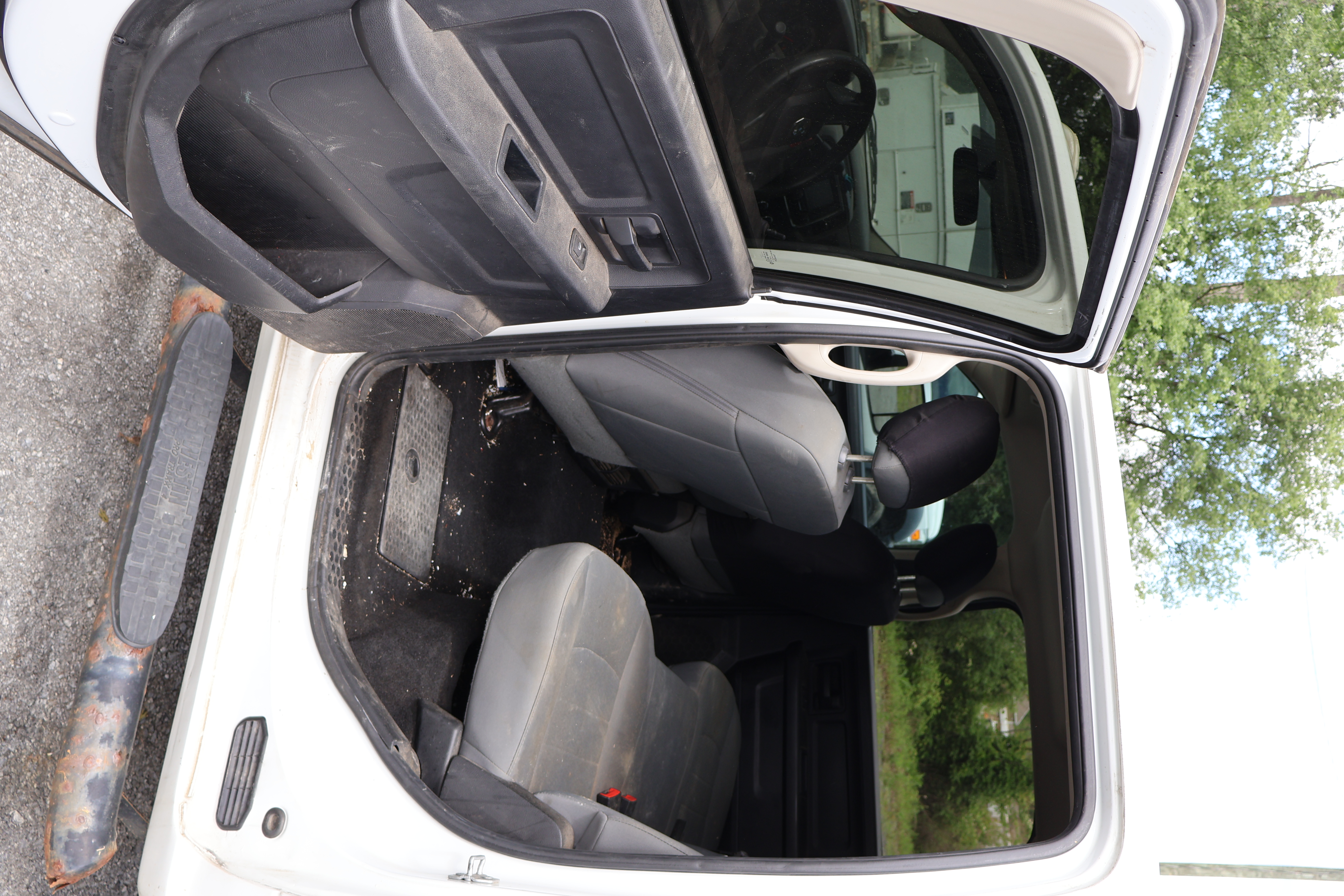 2017 DODGE Ram 2500 - view 13 of 24