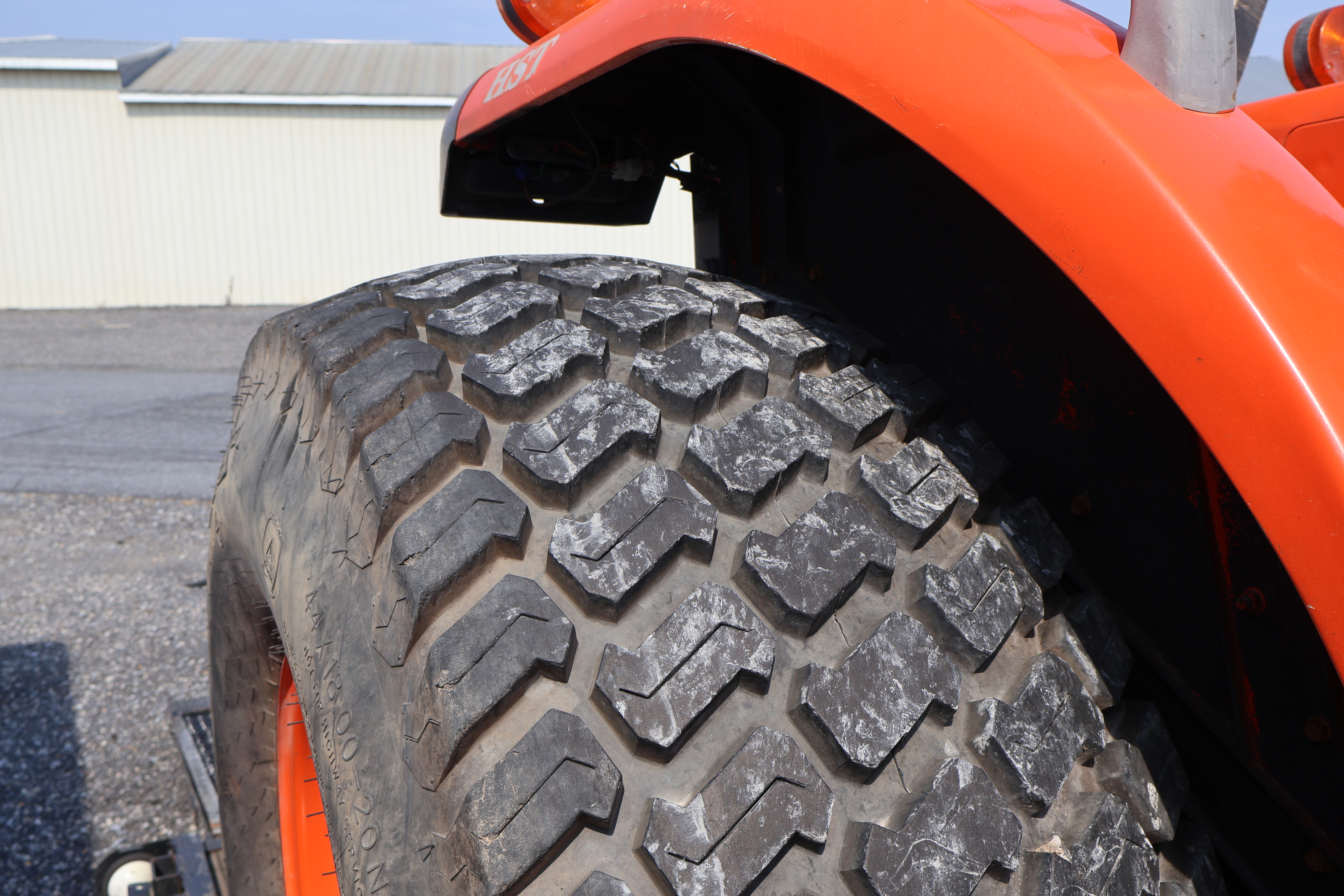 2003 KUBOTA L4330D - Image 10