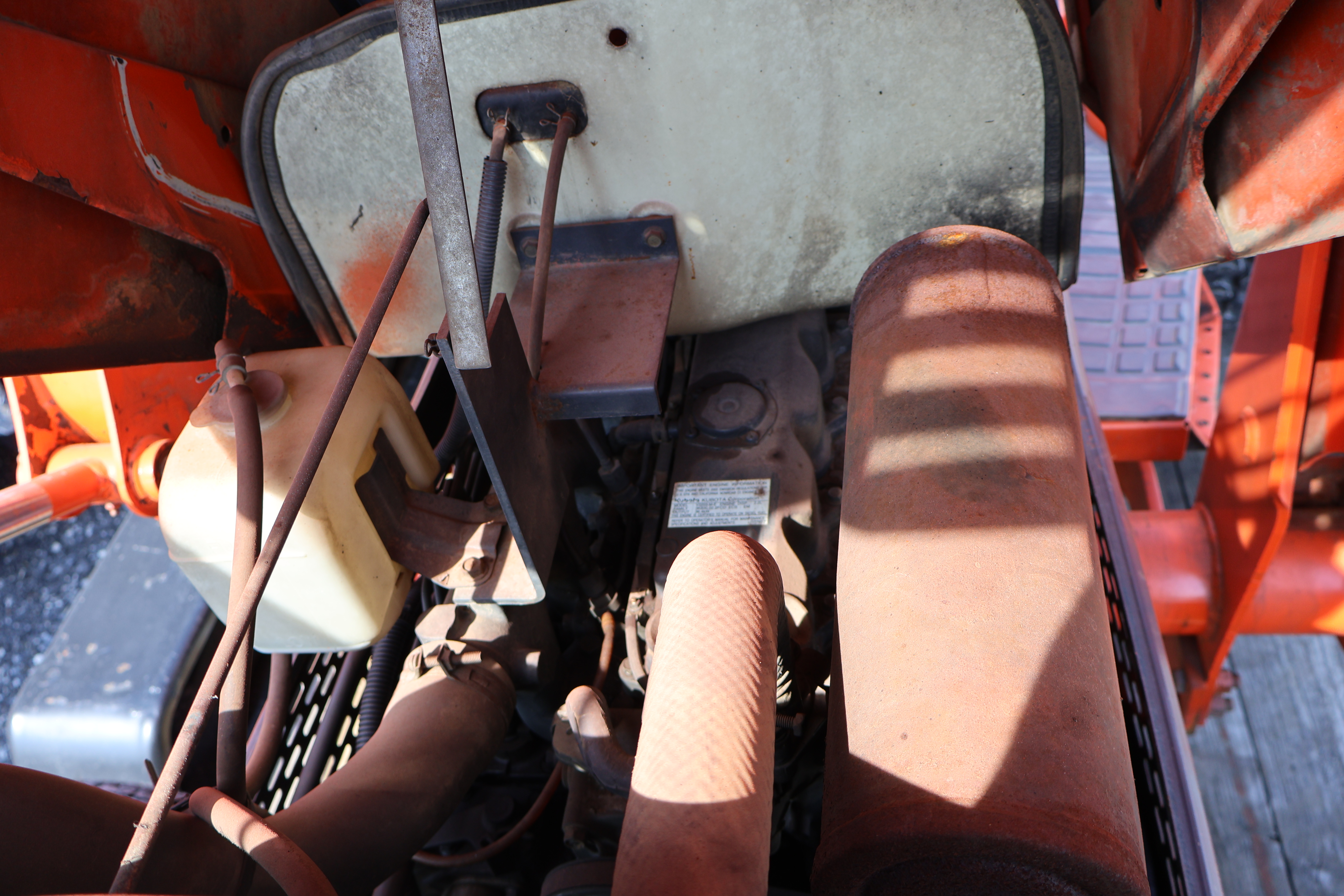 2003 KUBOTA L4330D - view 16 of 36