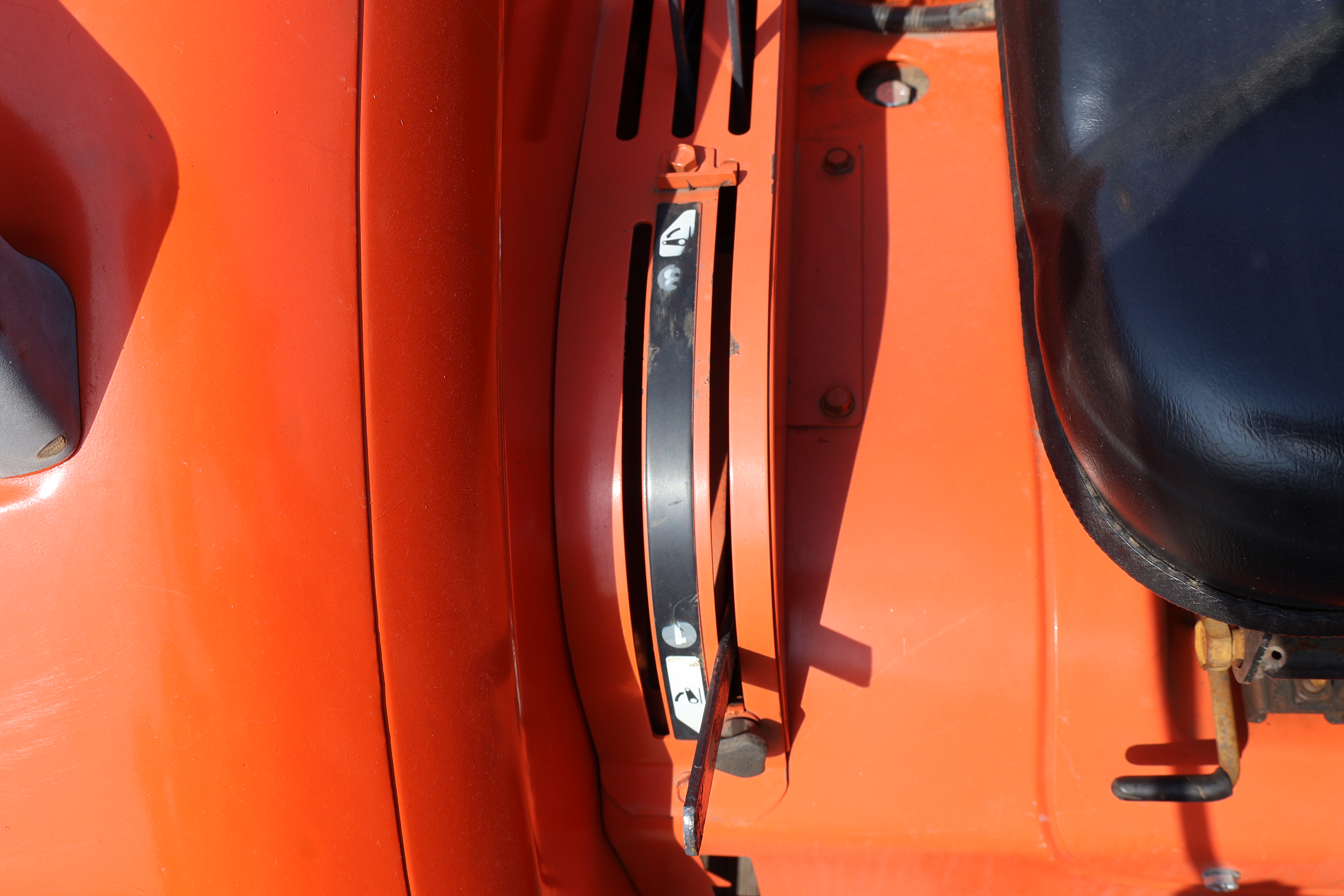 2003 KUBOTA L4330D - Image 25