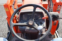 2003 KUBOTA L4330D - Image 29