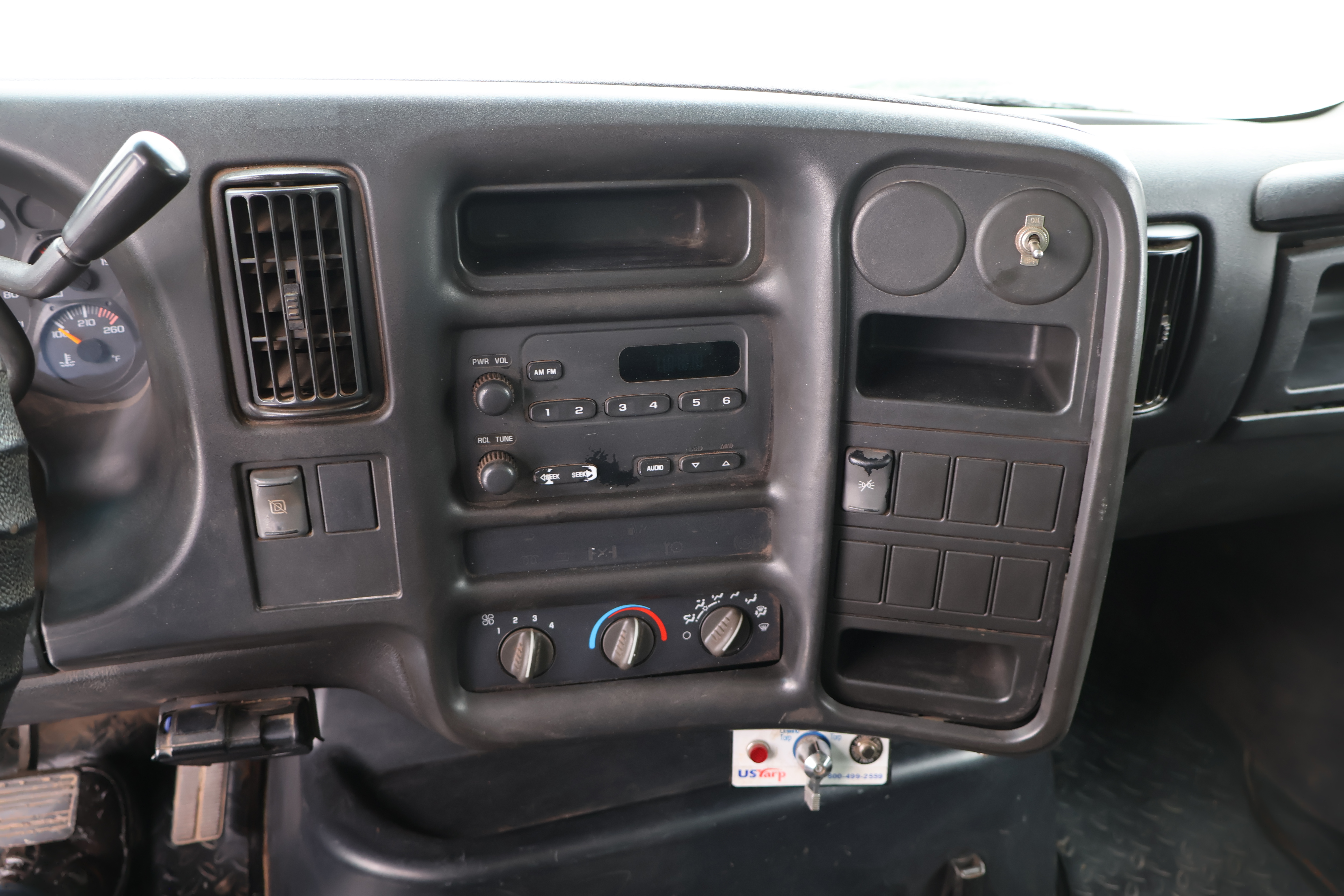2005 GMC C7500 - Image 21