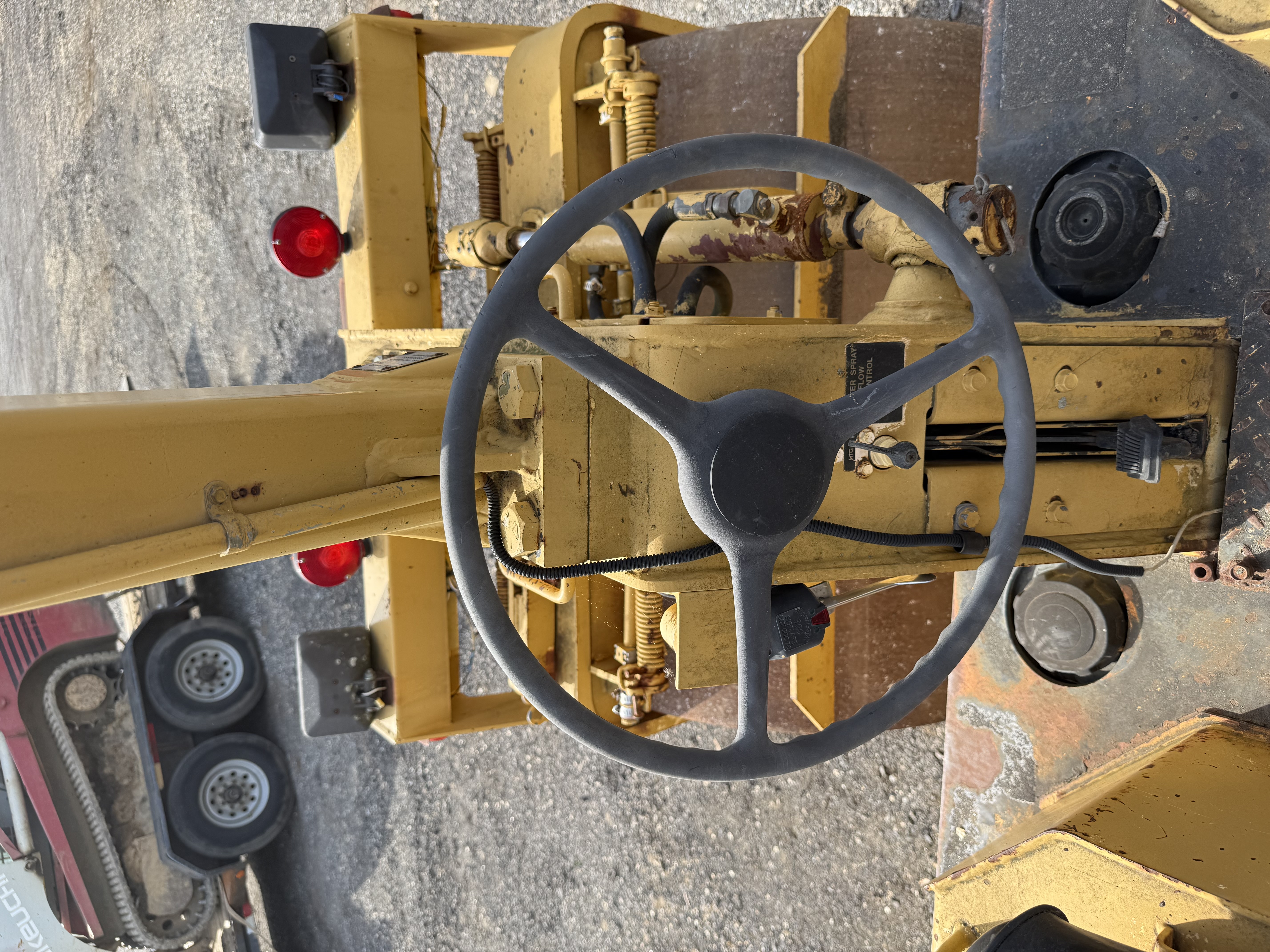 2004 HYPAC C330B - Image 26