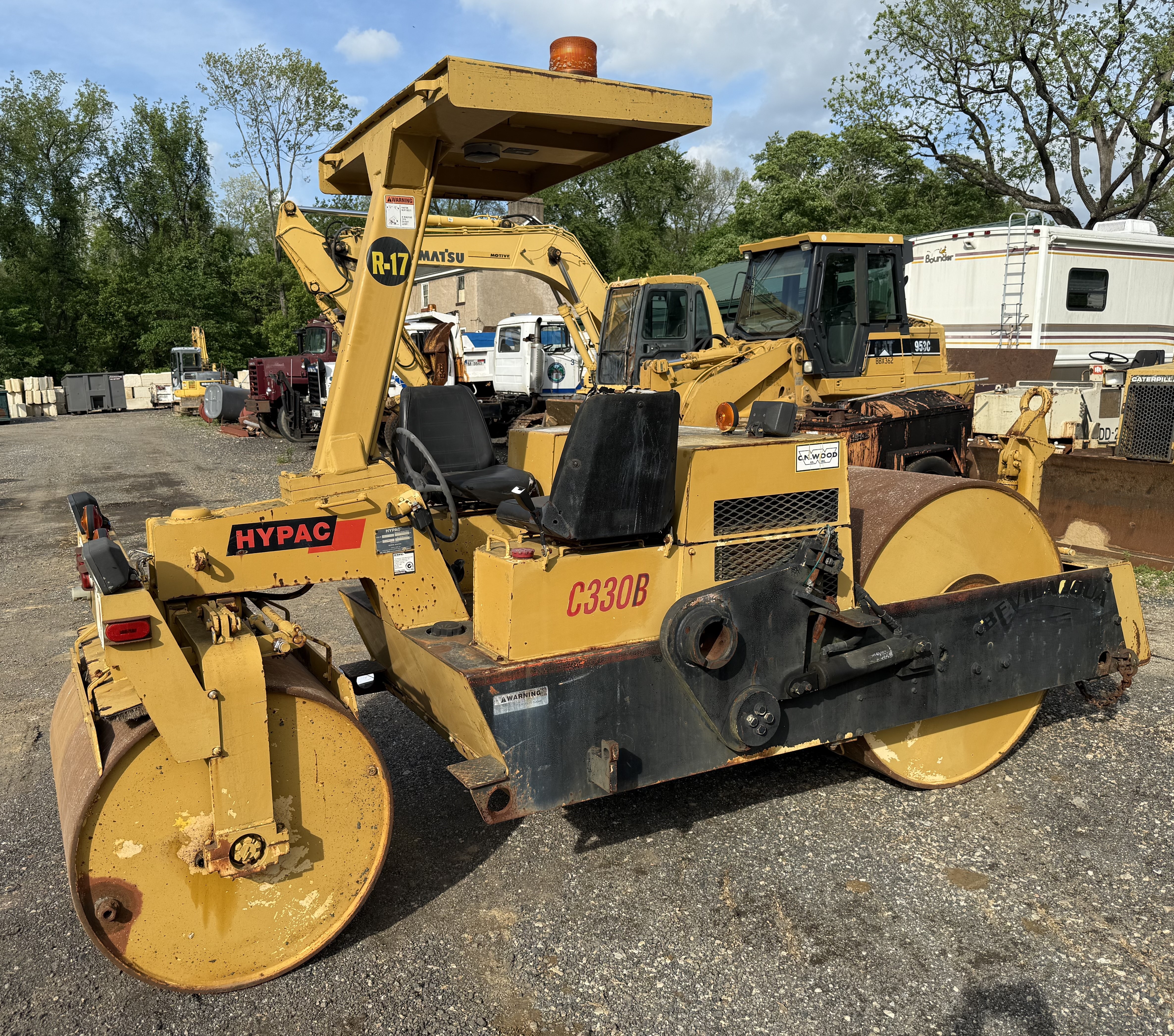 2004 HYPAC C330B - Image 14