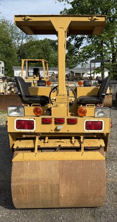 2004 HYPAC C330B - Image 12