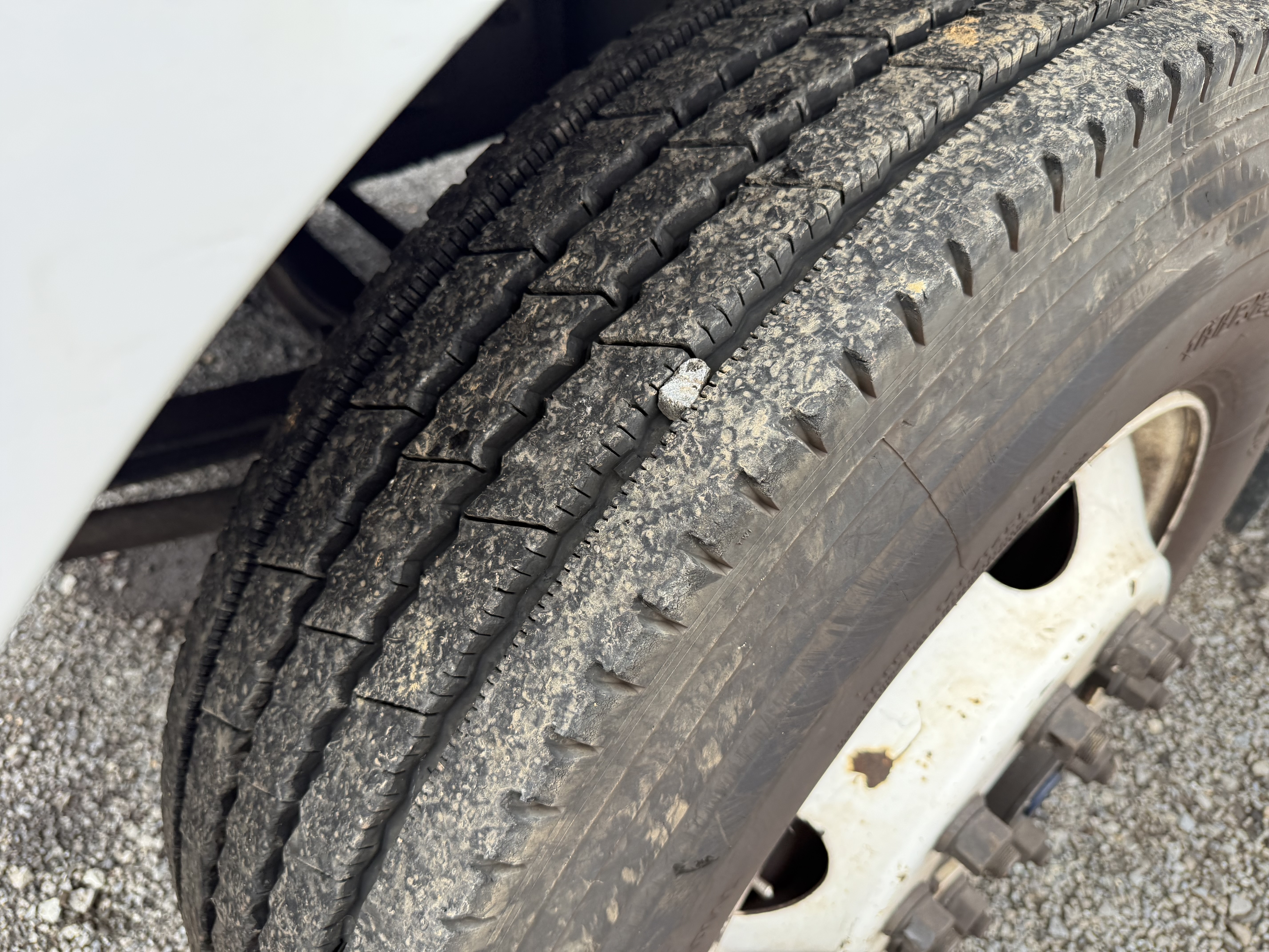 2016 FORD F-750 - Image 26