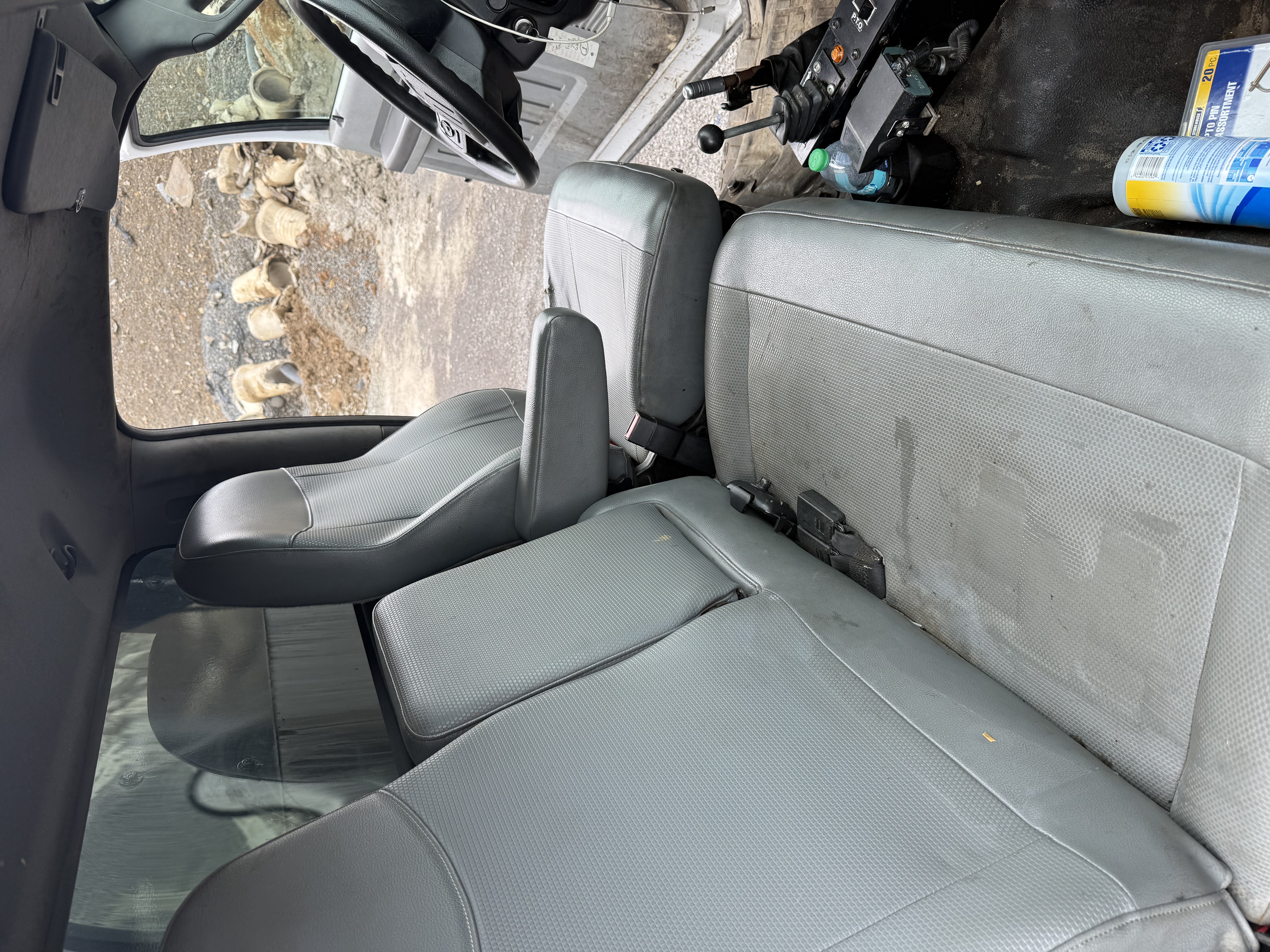 2016 FORD F-750 - Image 16