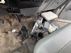 2016 FORD F-750 - Image 21