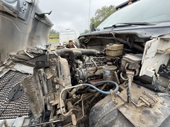 2016 FORD F-750 - Image 25