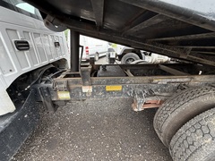 2016 FORD F-750 - Image 13