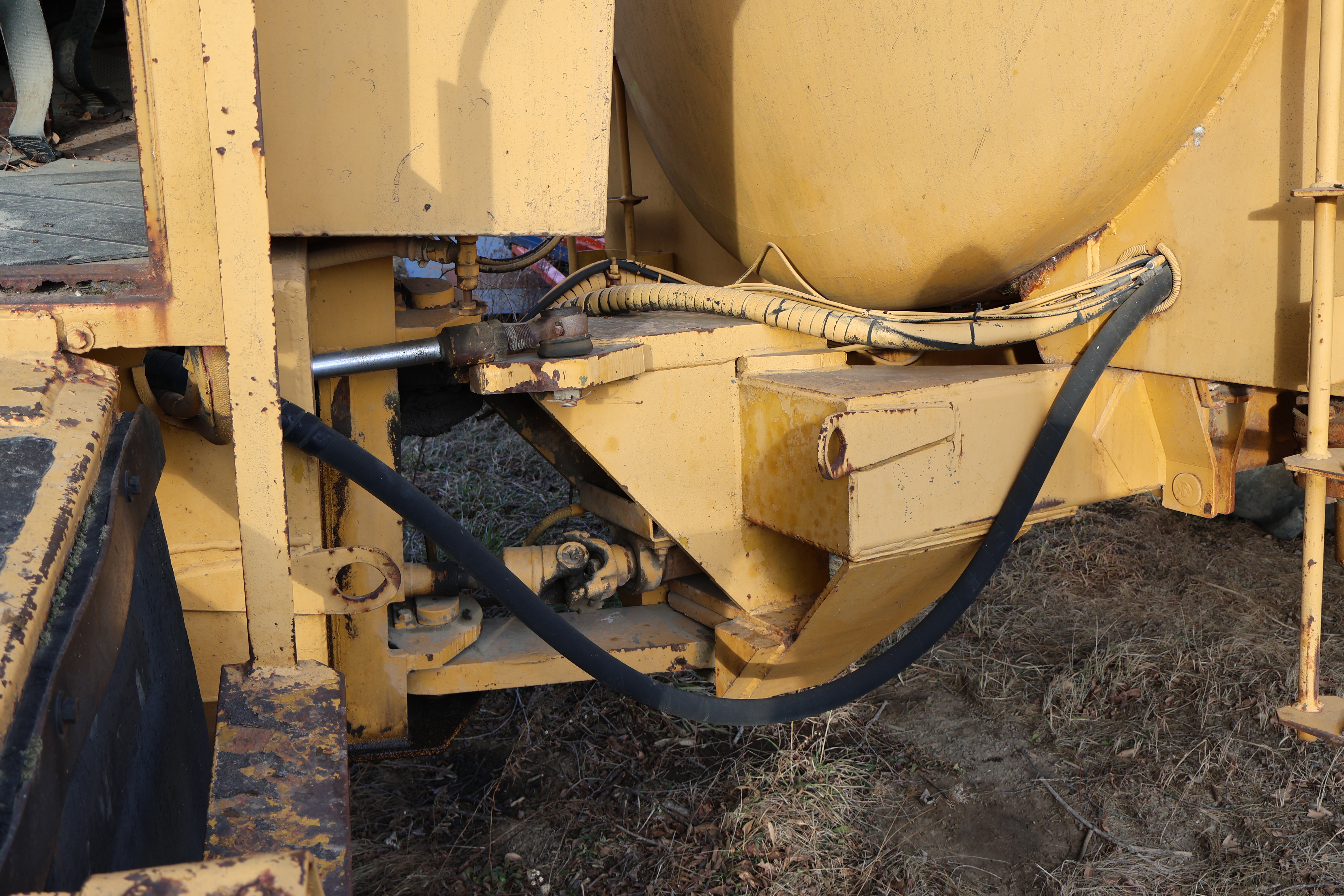 1989  Gator 2004 - Image 22