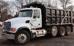 2007 MACK Granite CV713 - Image 3