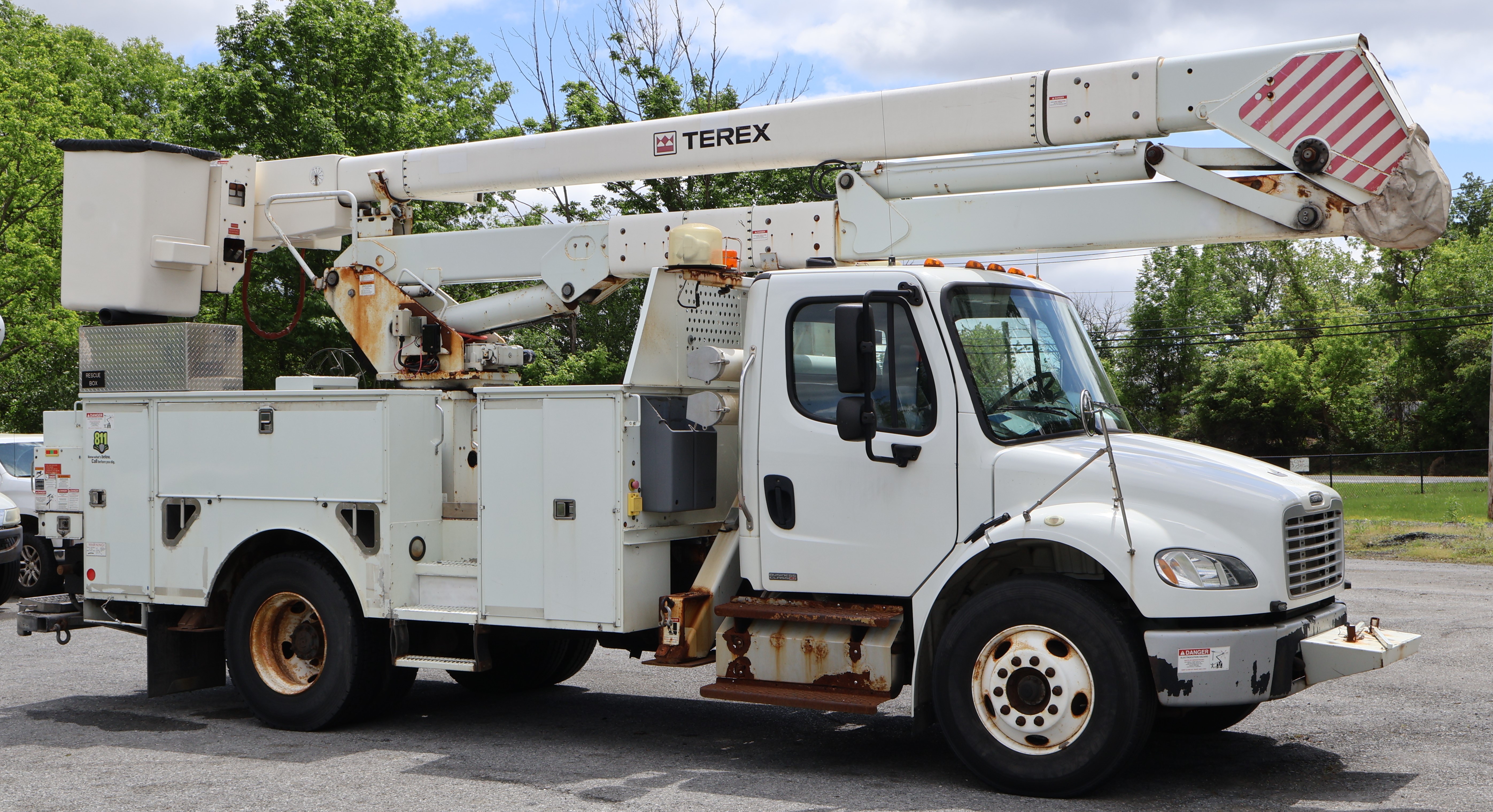 2012 FREIGHTLINER Business Class M2 - view 4 of 38
