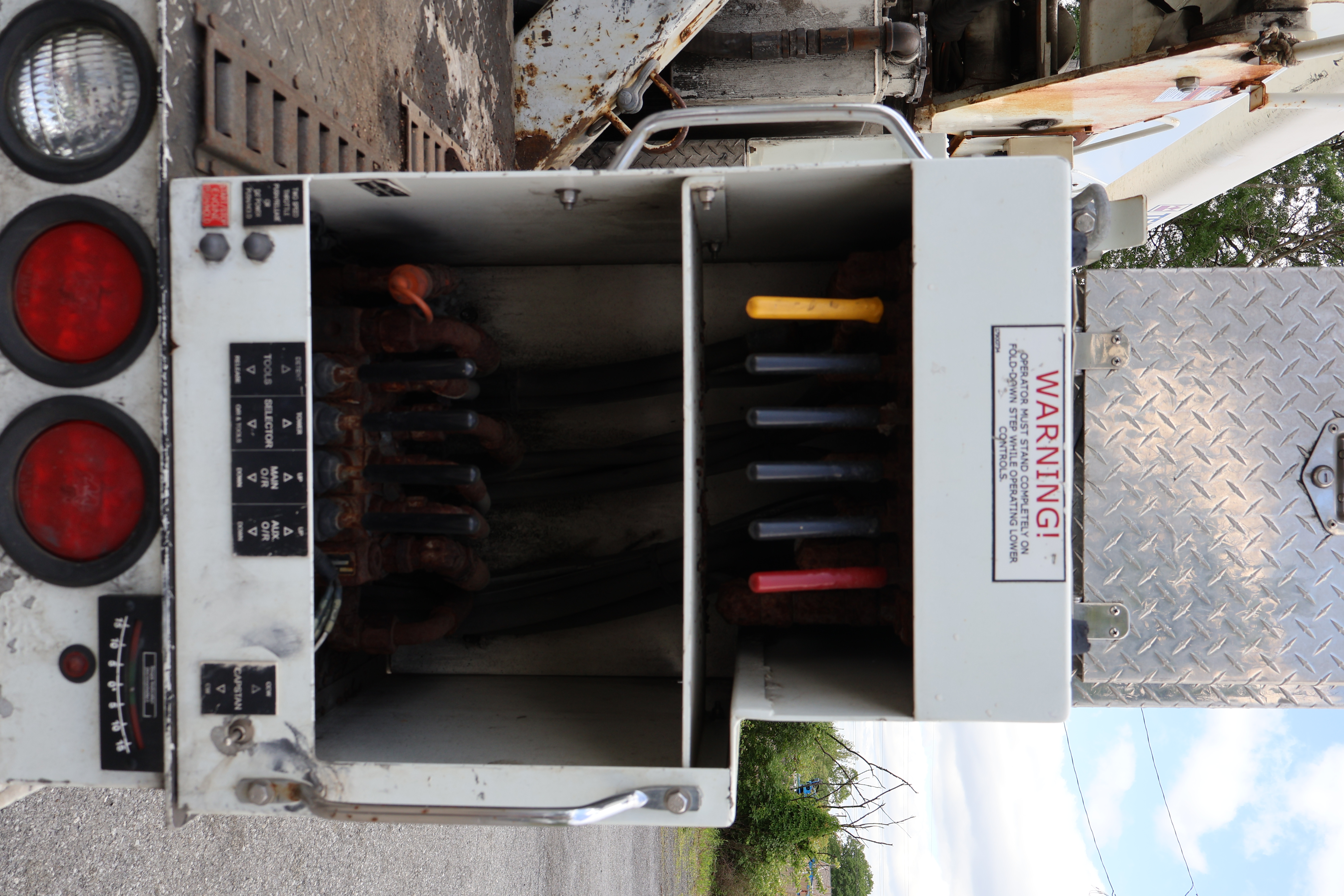 2012 FREIGHTLINER Business Class M2 - Image 12