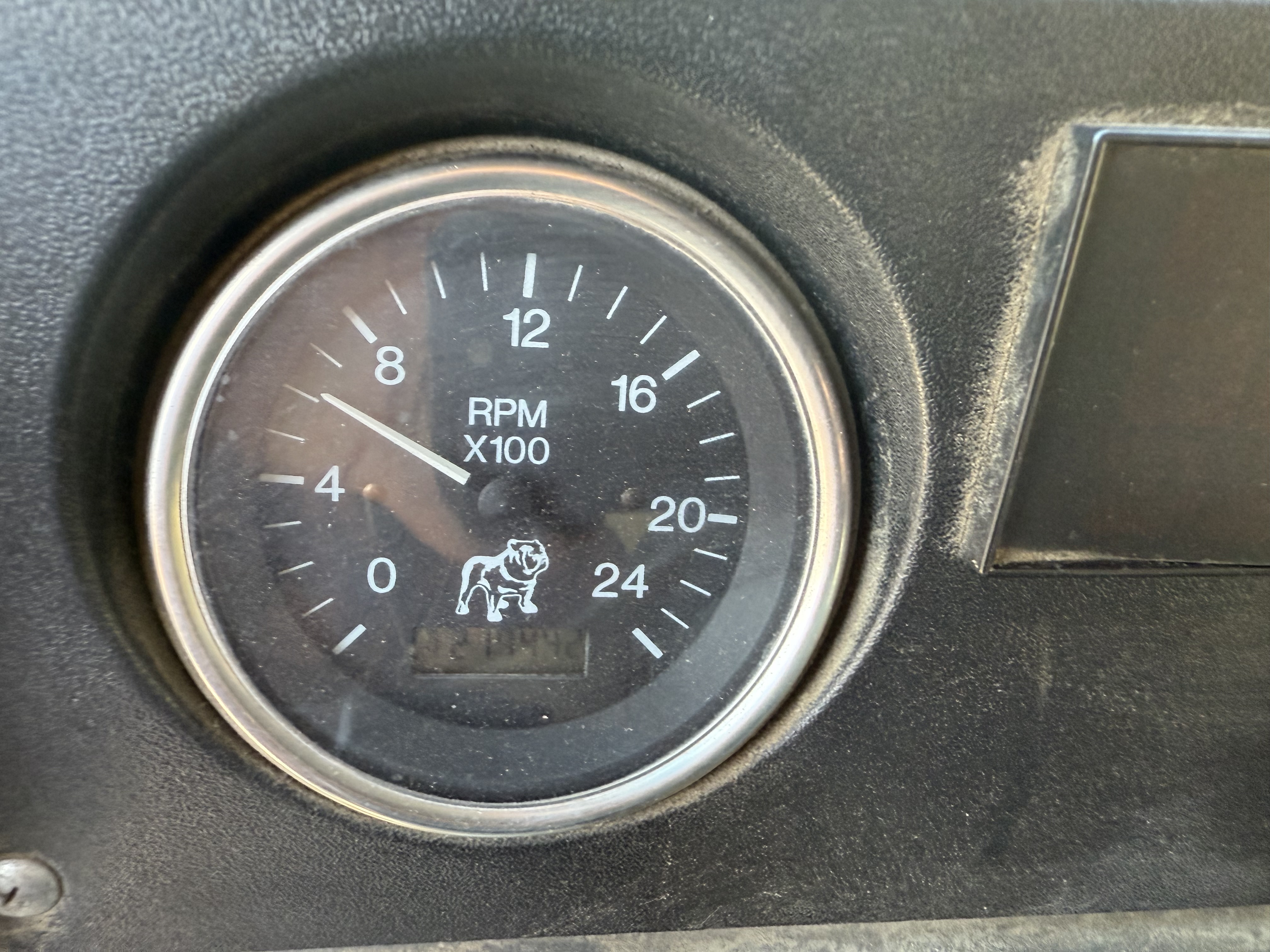 2005 MACK DM690S - Image 15