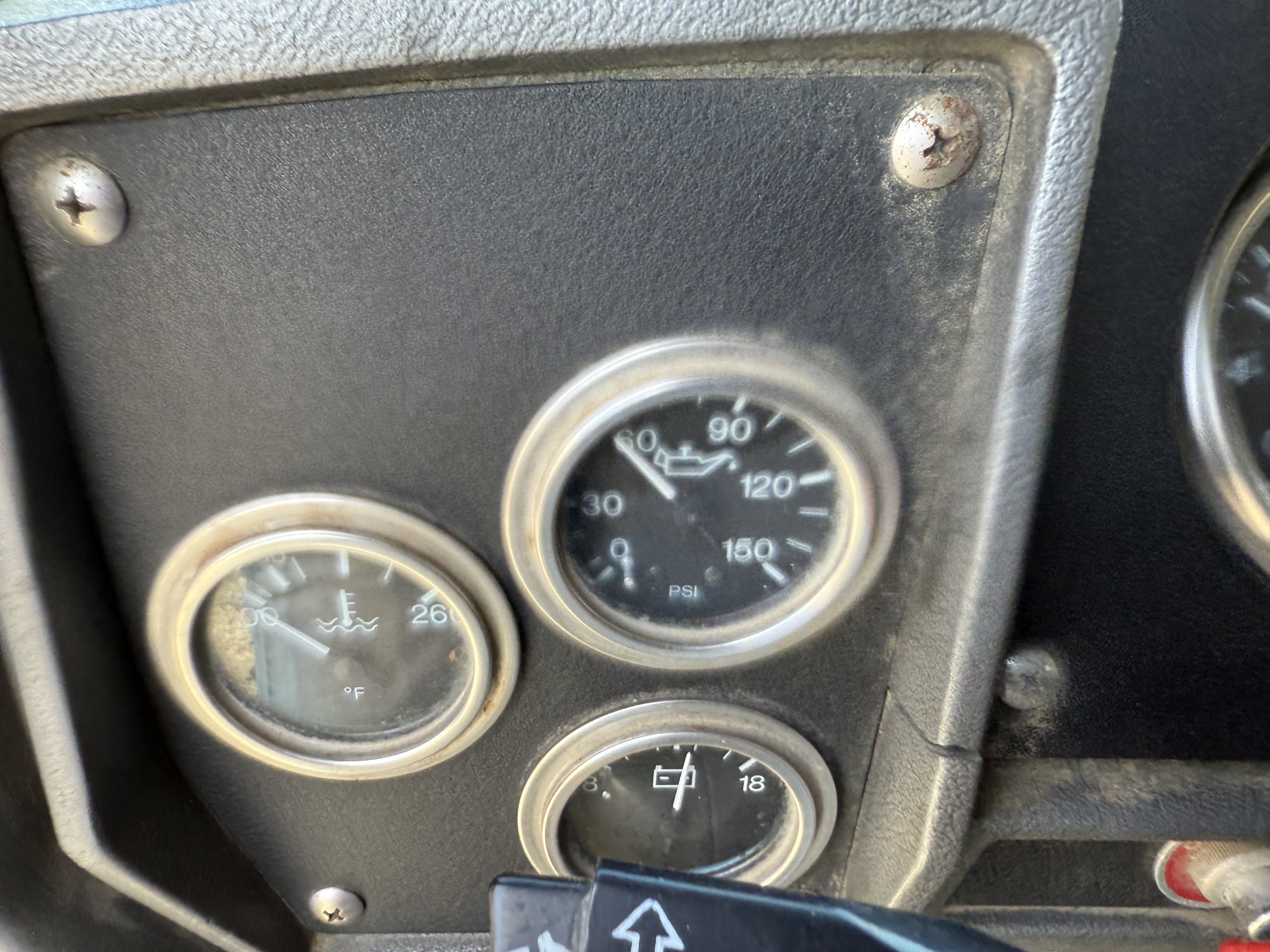 2005 MACK DM690S - view 17 of 40