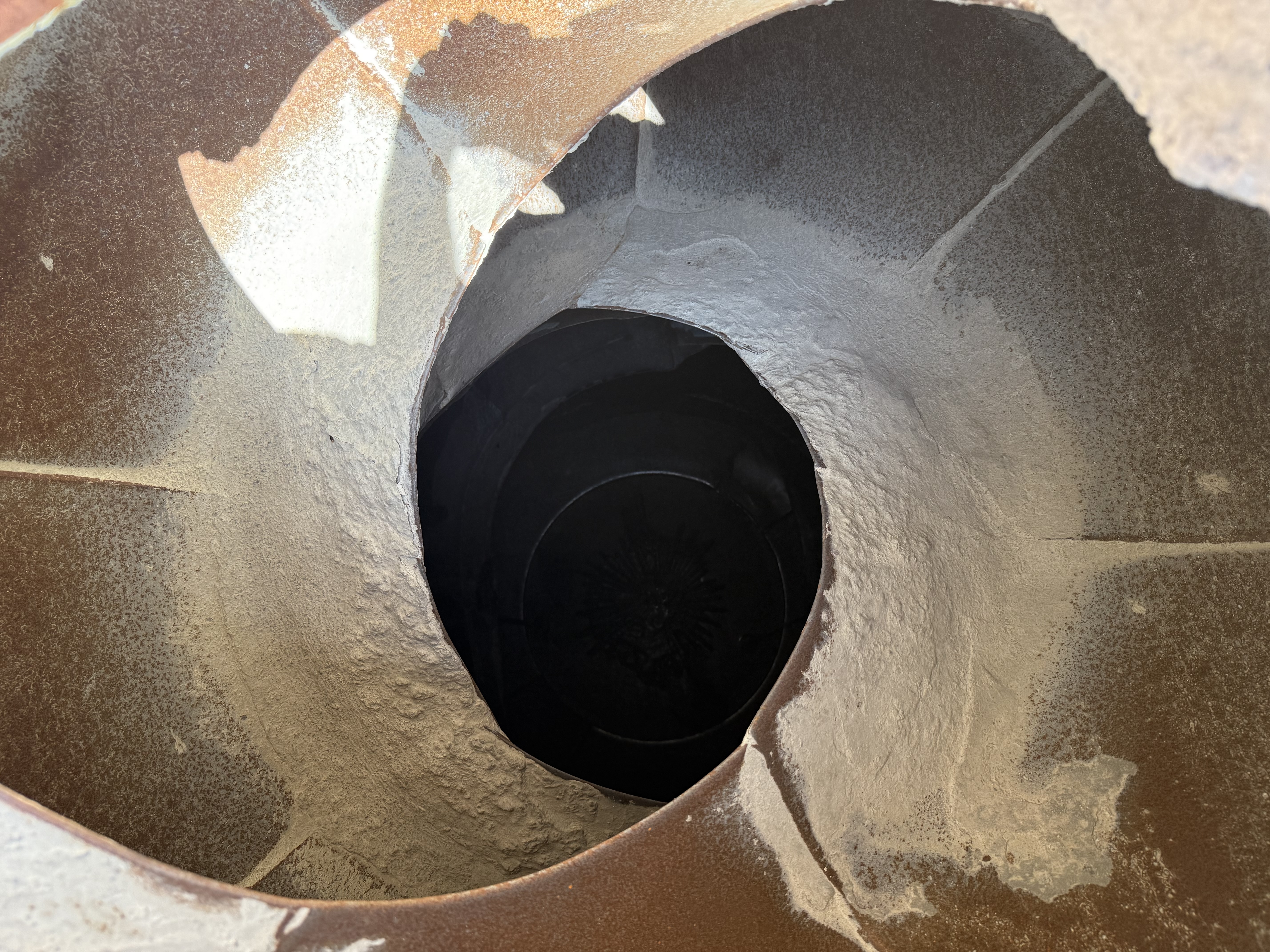 2005 MACK DM690S - Image 40