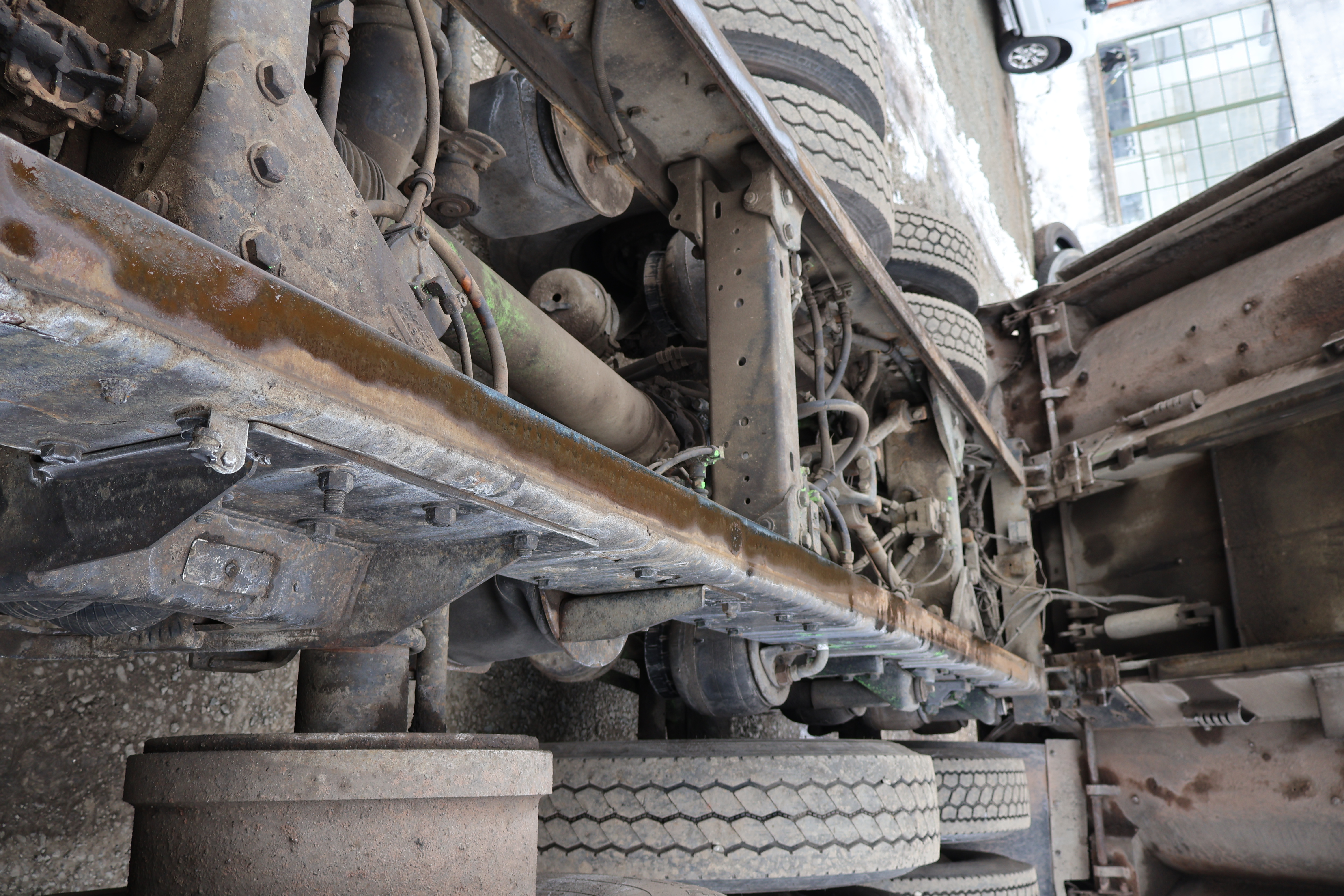 2005 KENWORTH W900 - Image 32