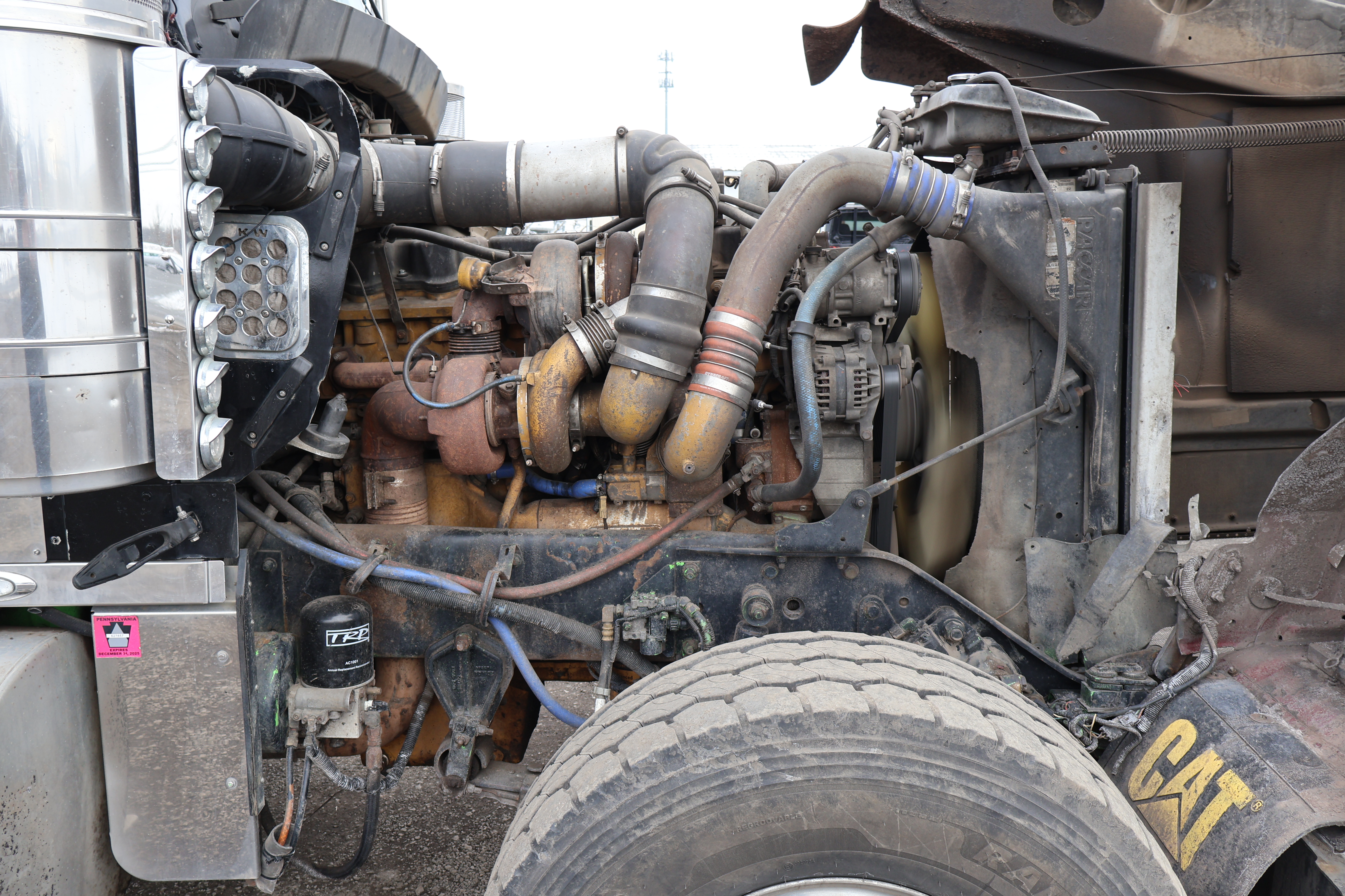 2005 KENWORTH W900 - Image 36