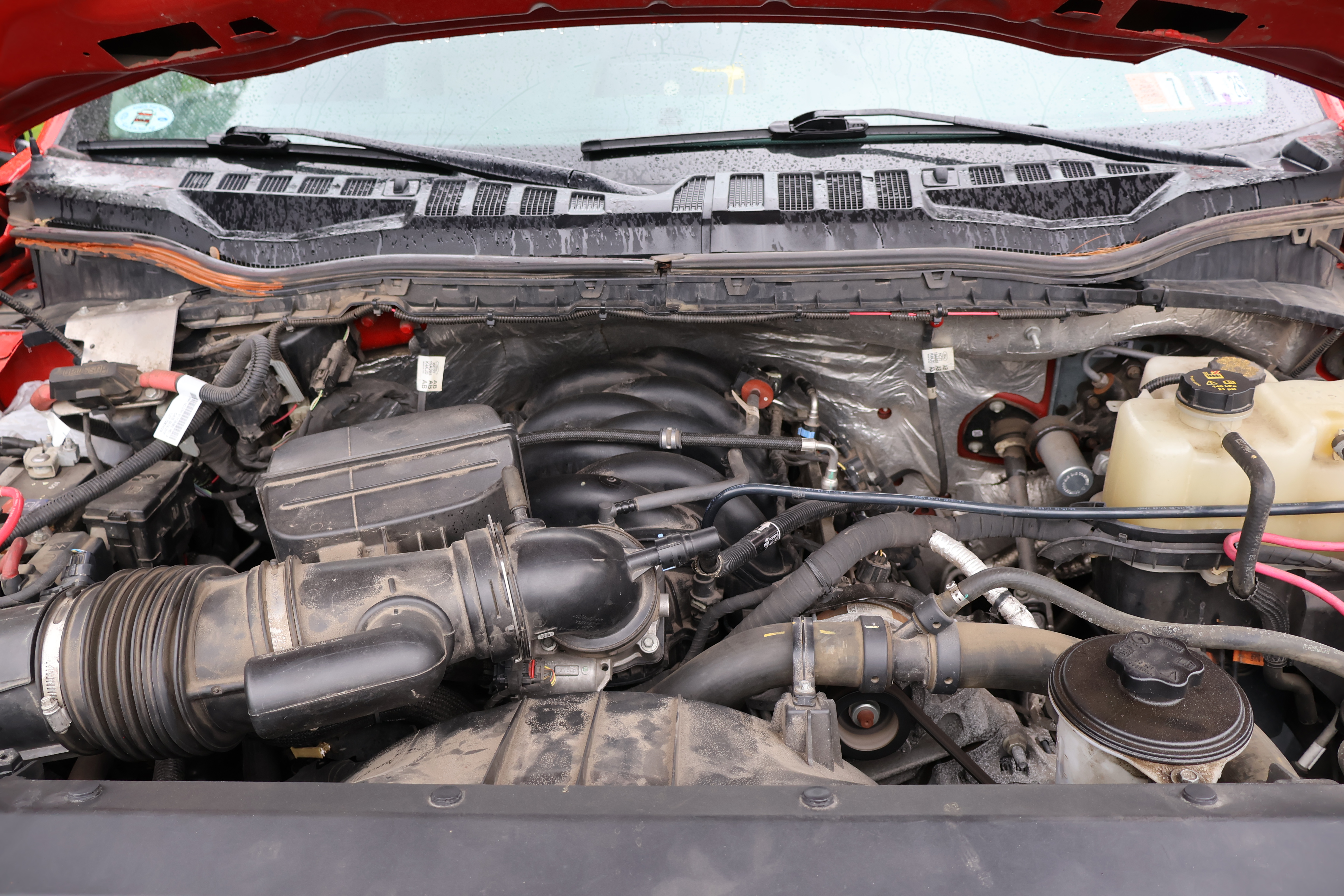 2020 FORD F550 - Image 32