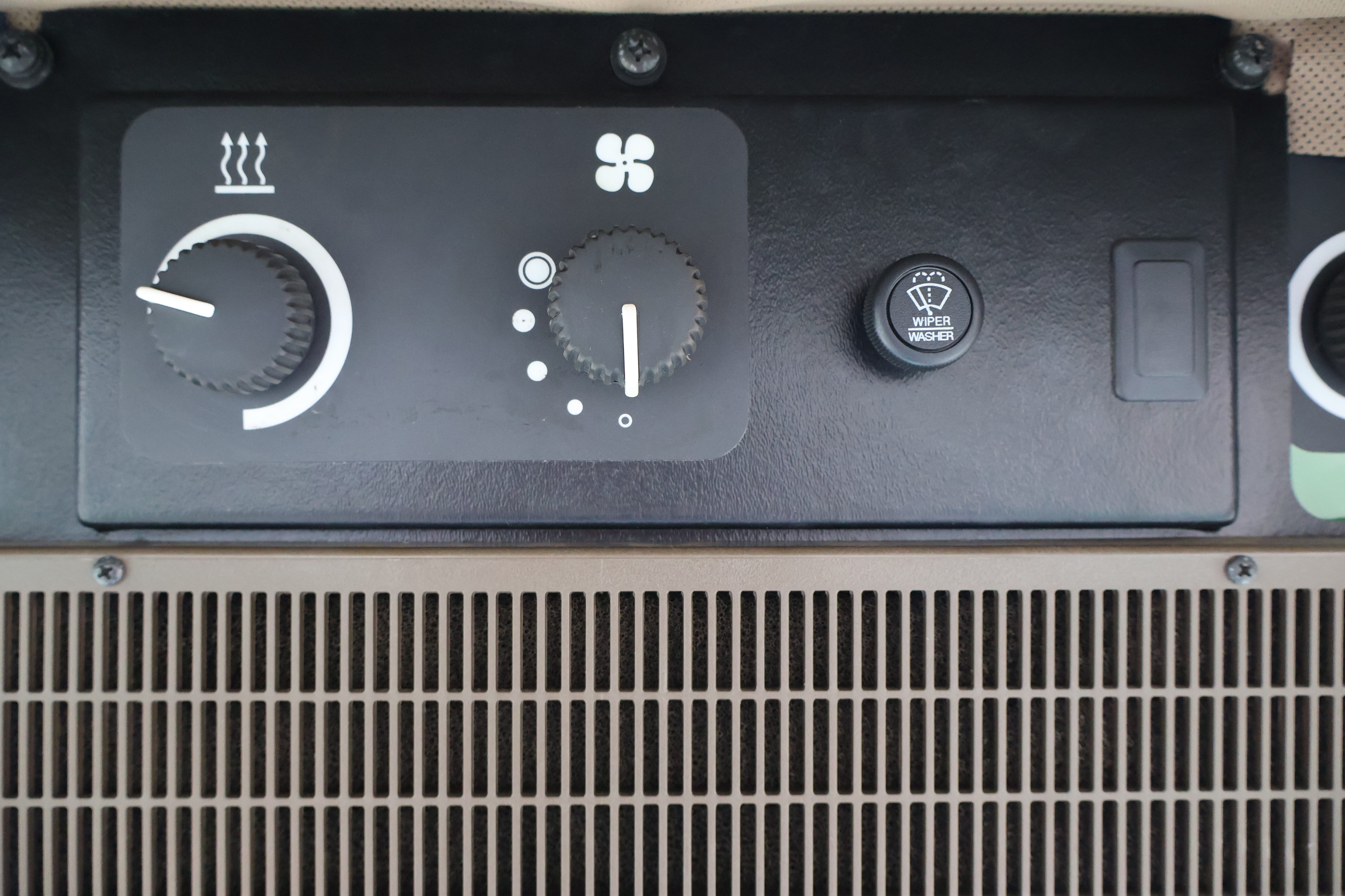 1999 JOHN DEERE 5410 - Image 28