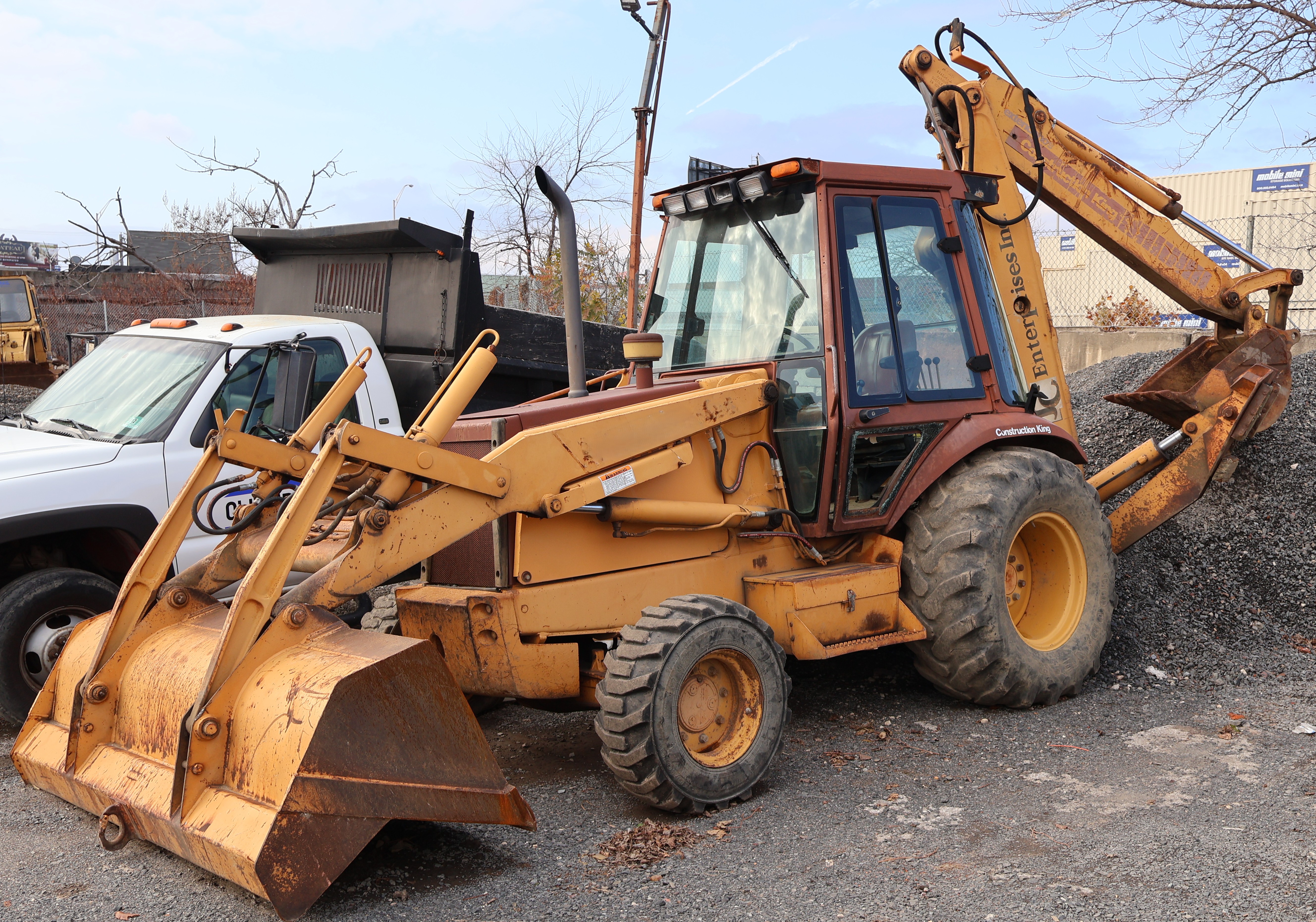 1996 CASE 590 - Image 3