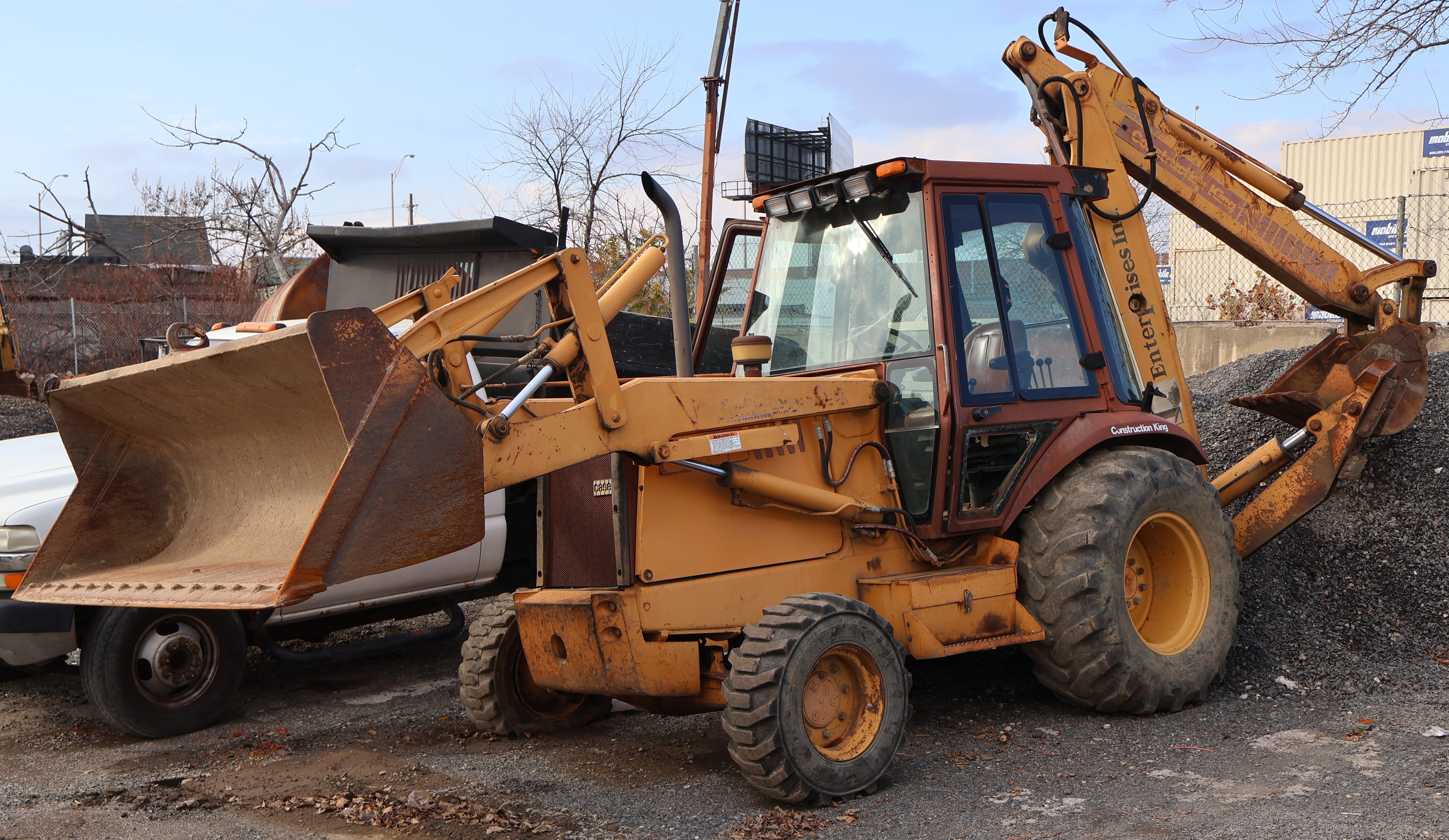 1996 CASE 590 - view 2 of 21