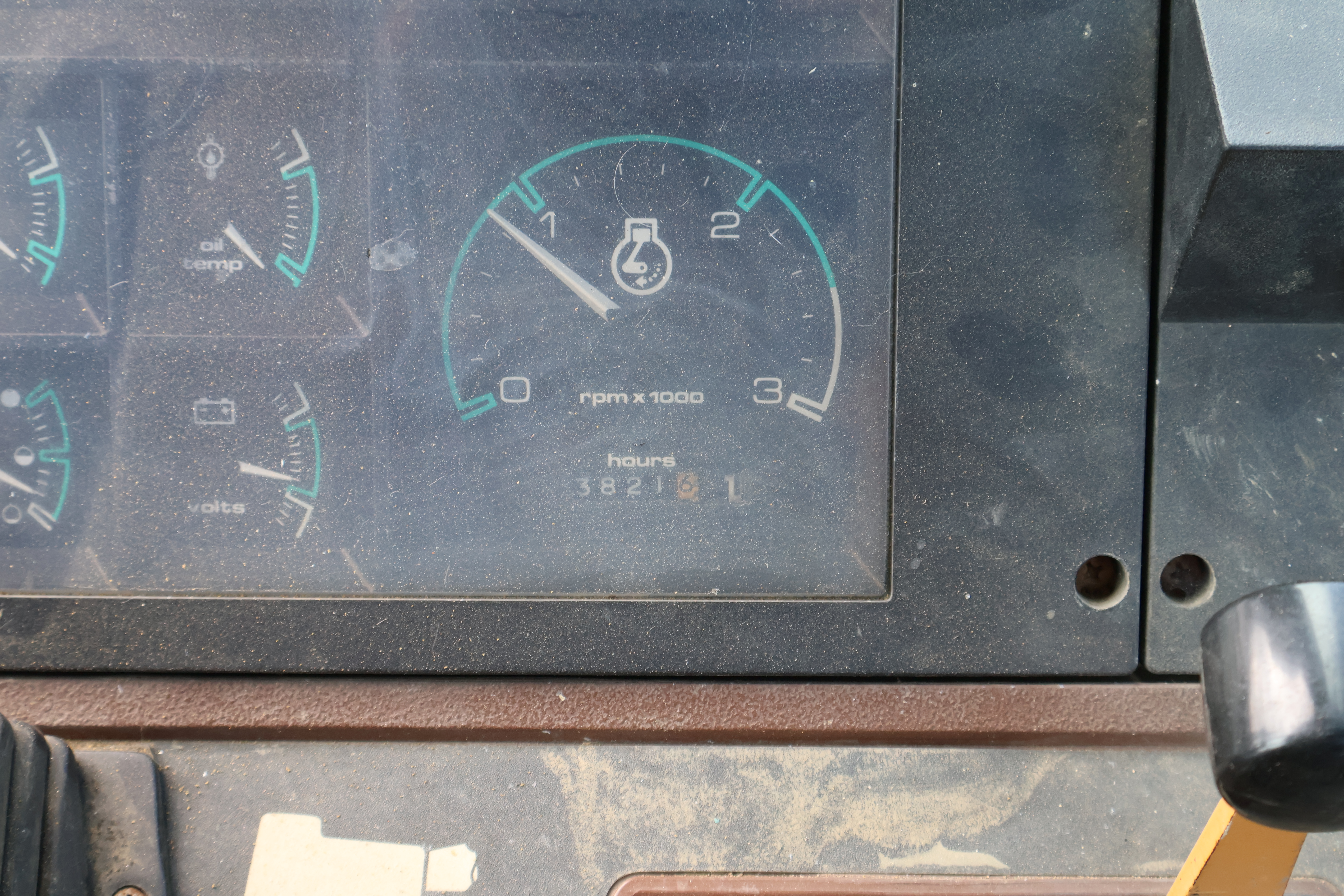 1996 CASE 590 - view 17 of 21