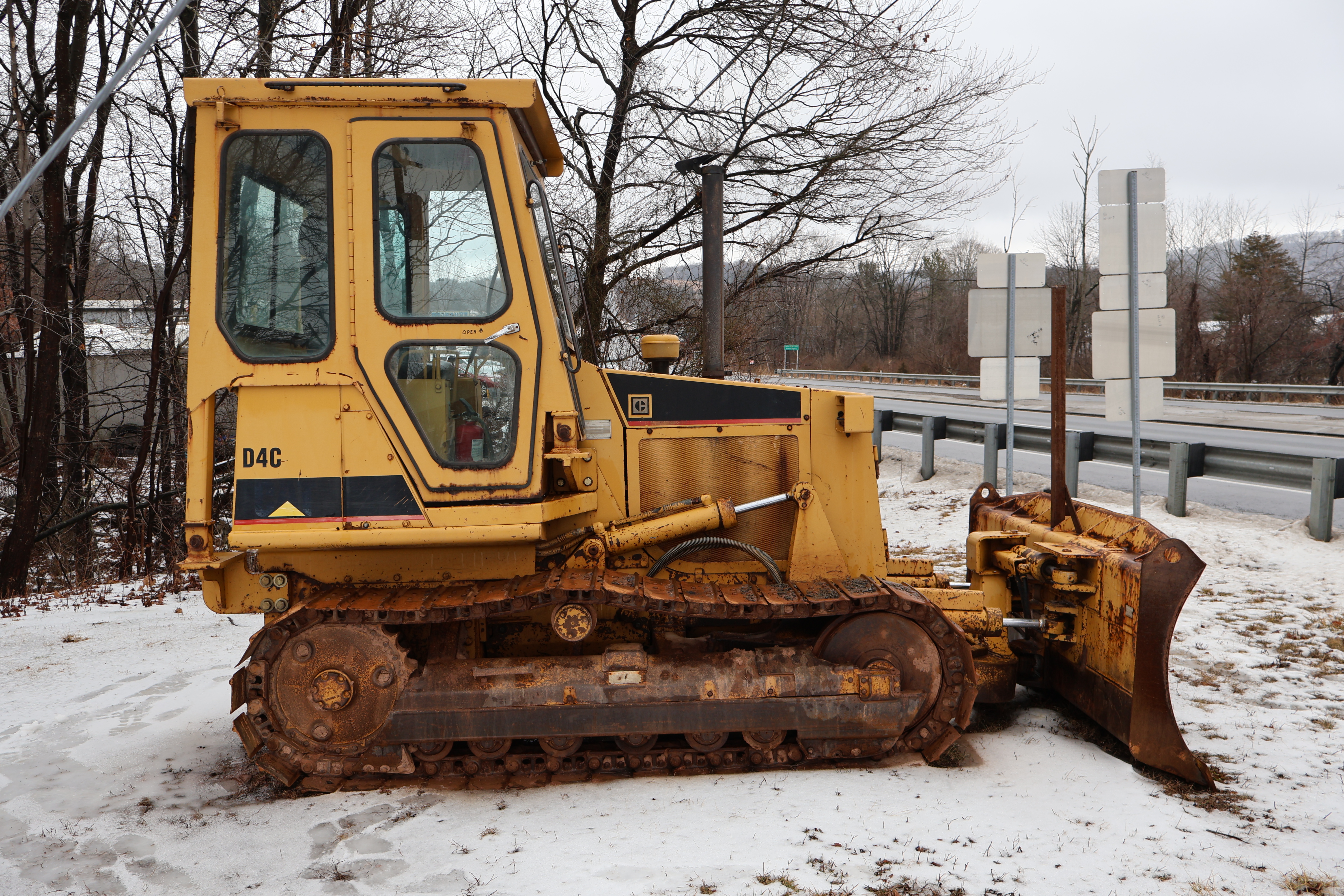1989 CATERPILLAR D4C - Image 2
