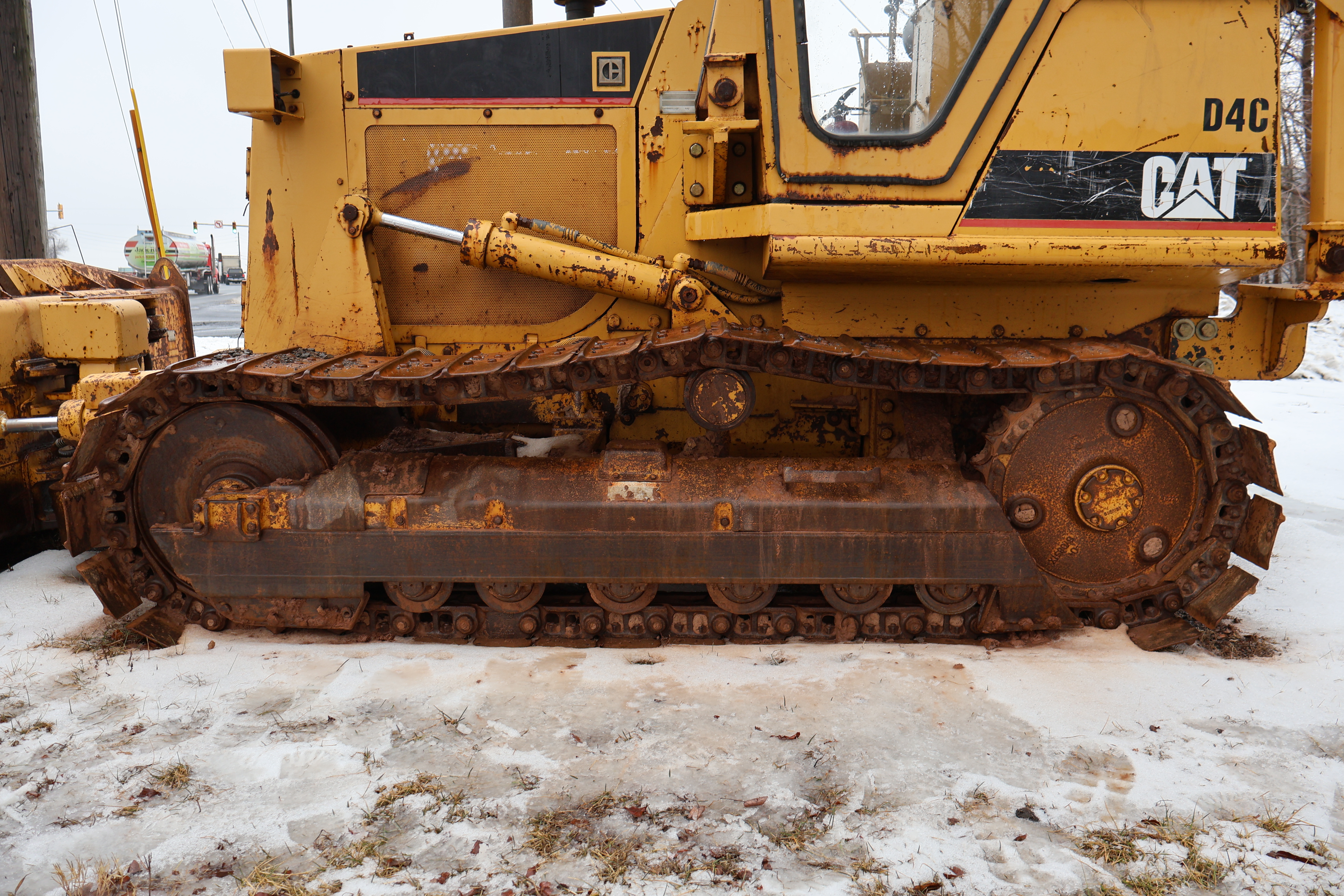1989 CATERPILLAR D4C - Image 28