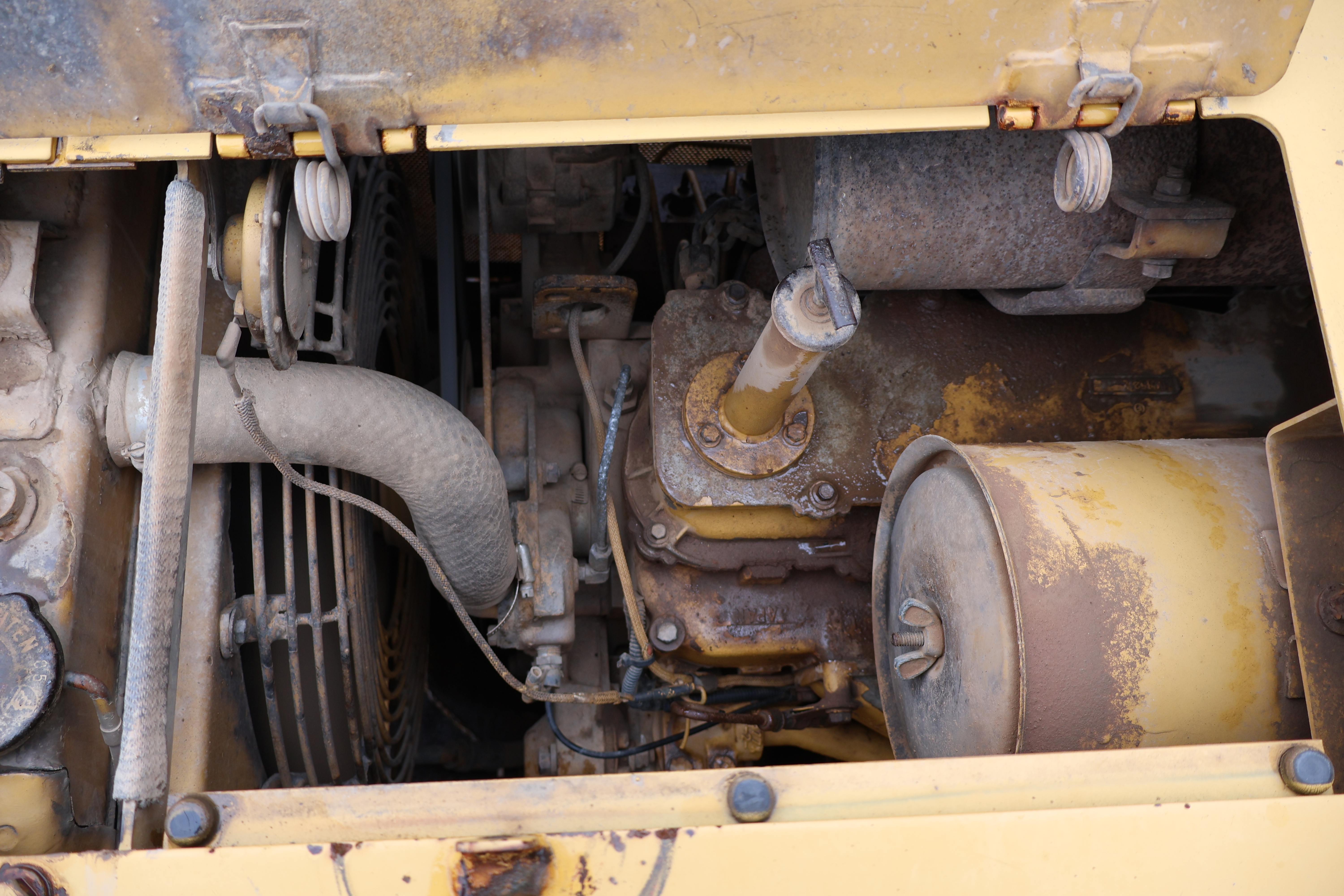 1989 CATERPILLAR D4C - Image 26