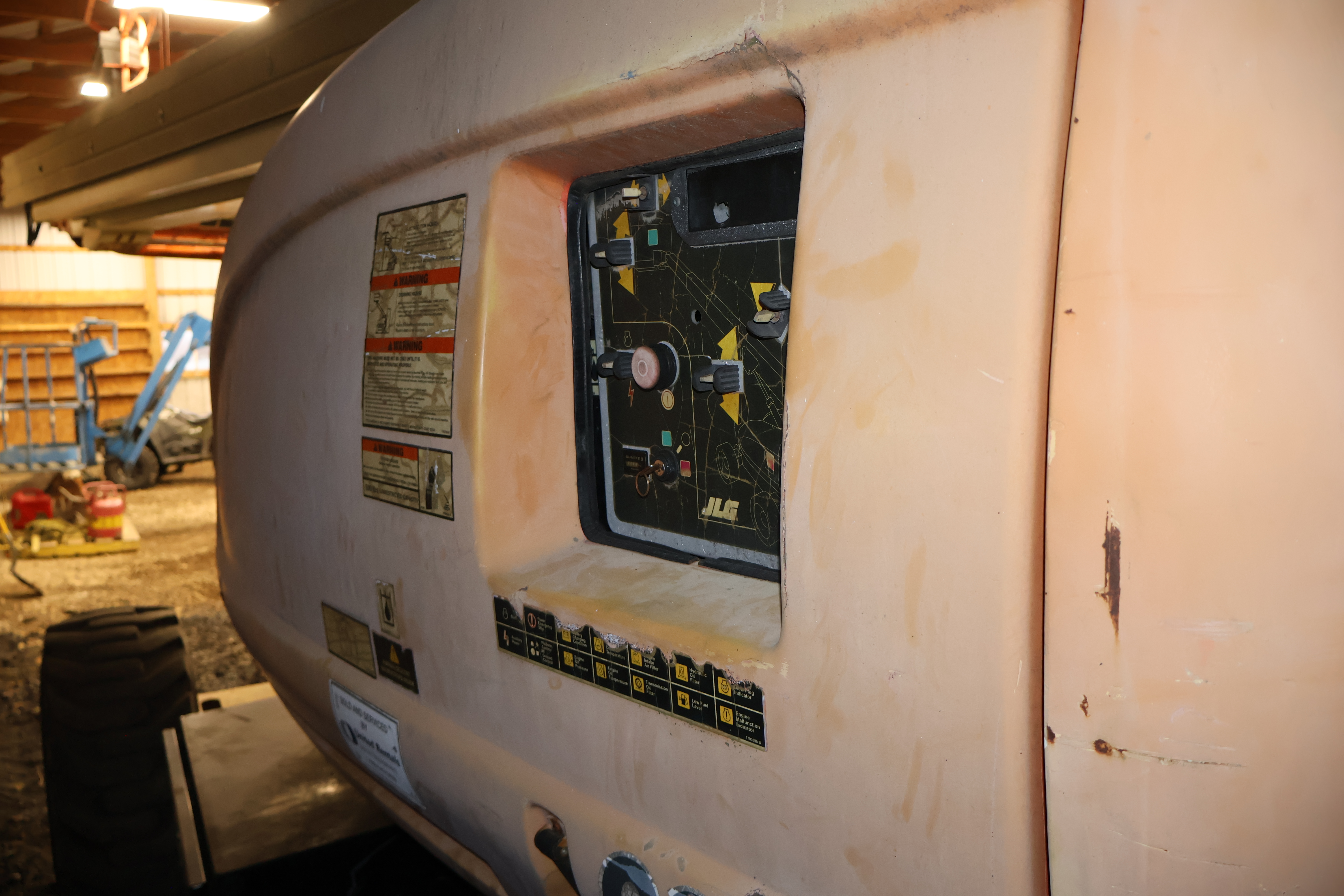 1999 JLG 600S - Image 12