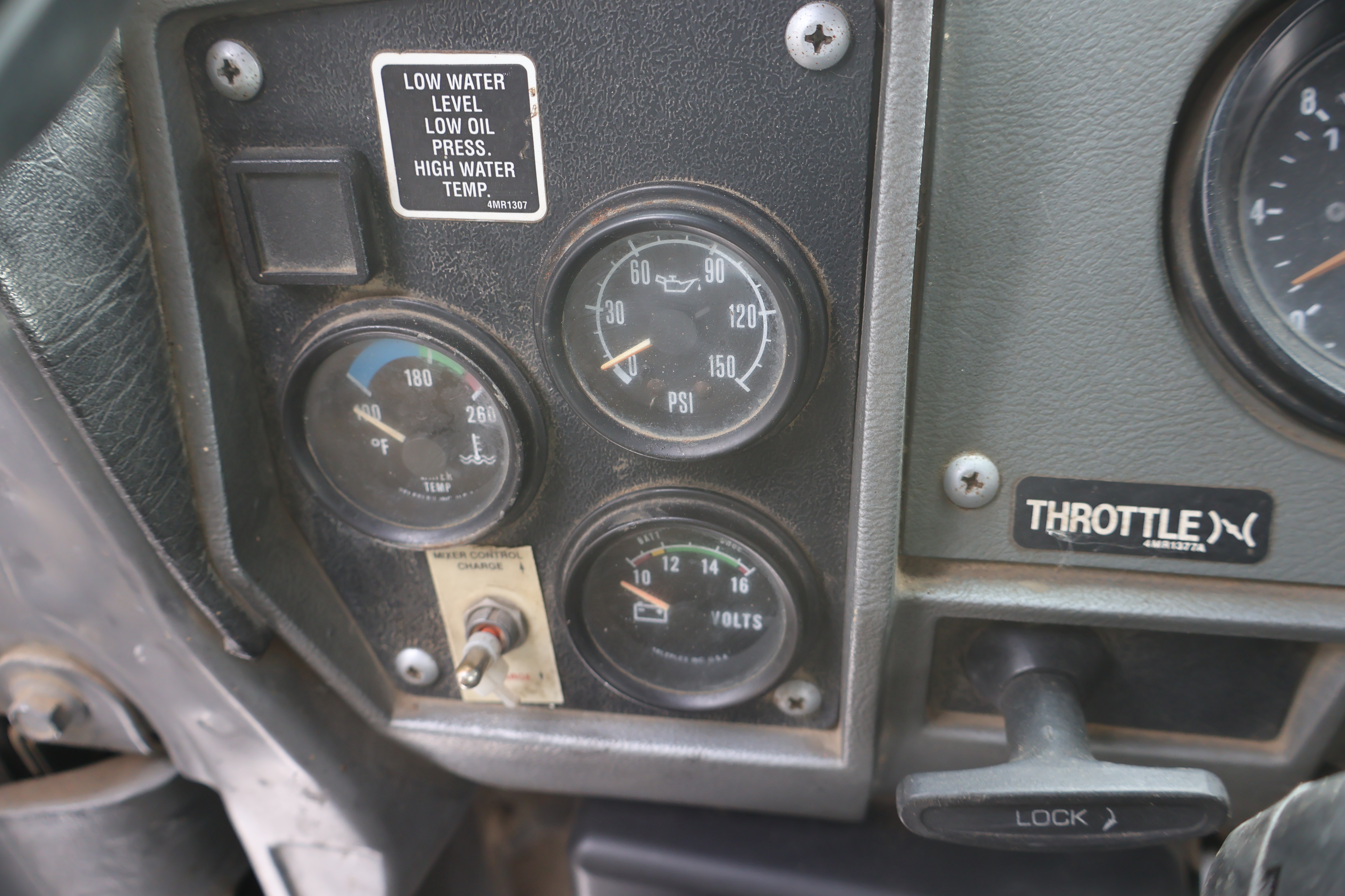 1993 MACK DM690S - Image 26