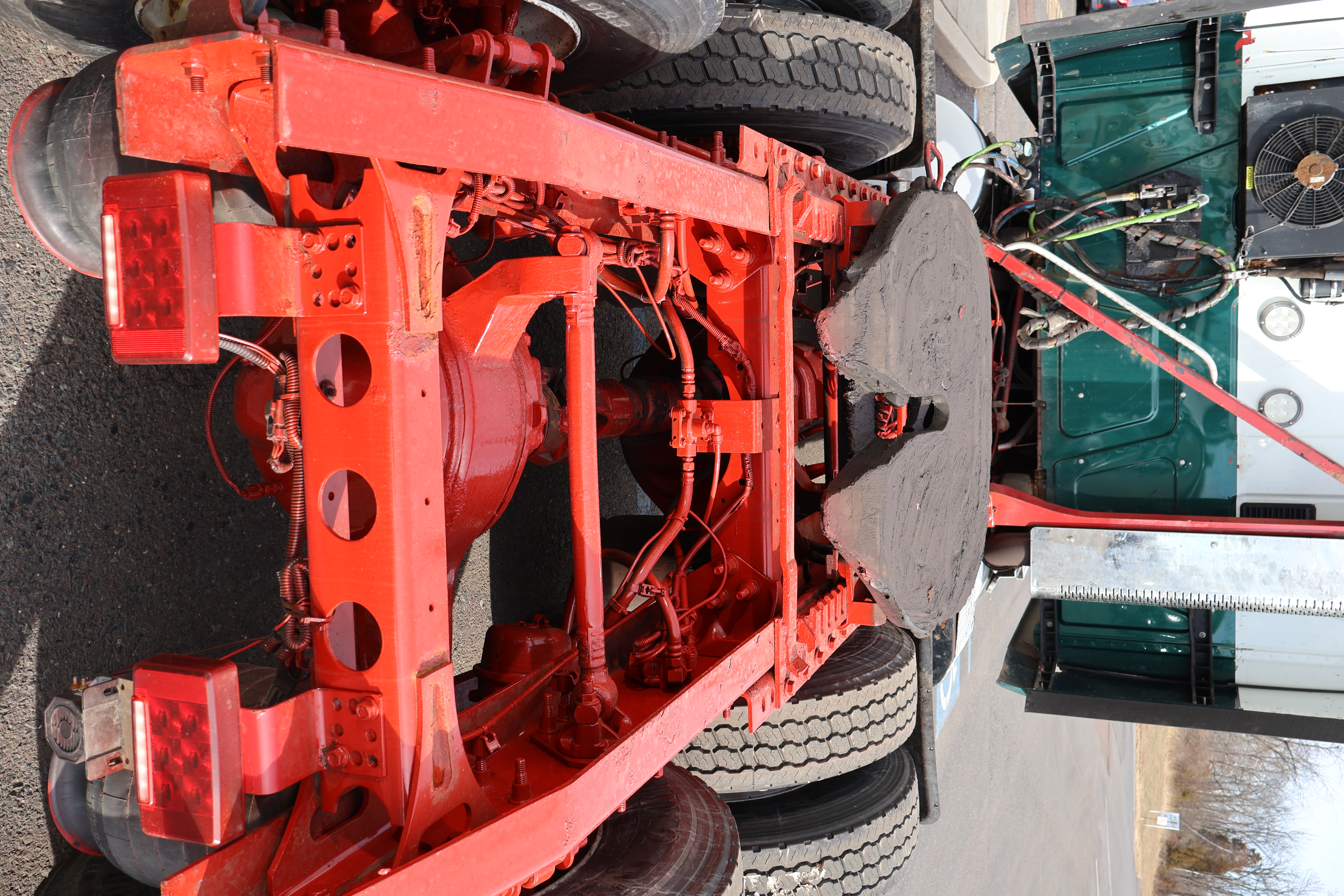 2019 INTERNATIONAL LT - Image 13