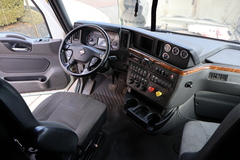 2019 INTERNATIONAL LT - Image 31