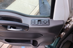 2019 INTERNATIONAL LT - Image 32