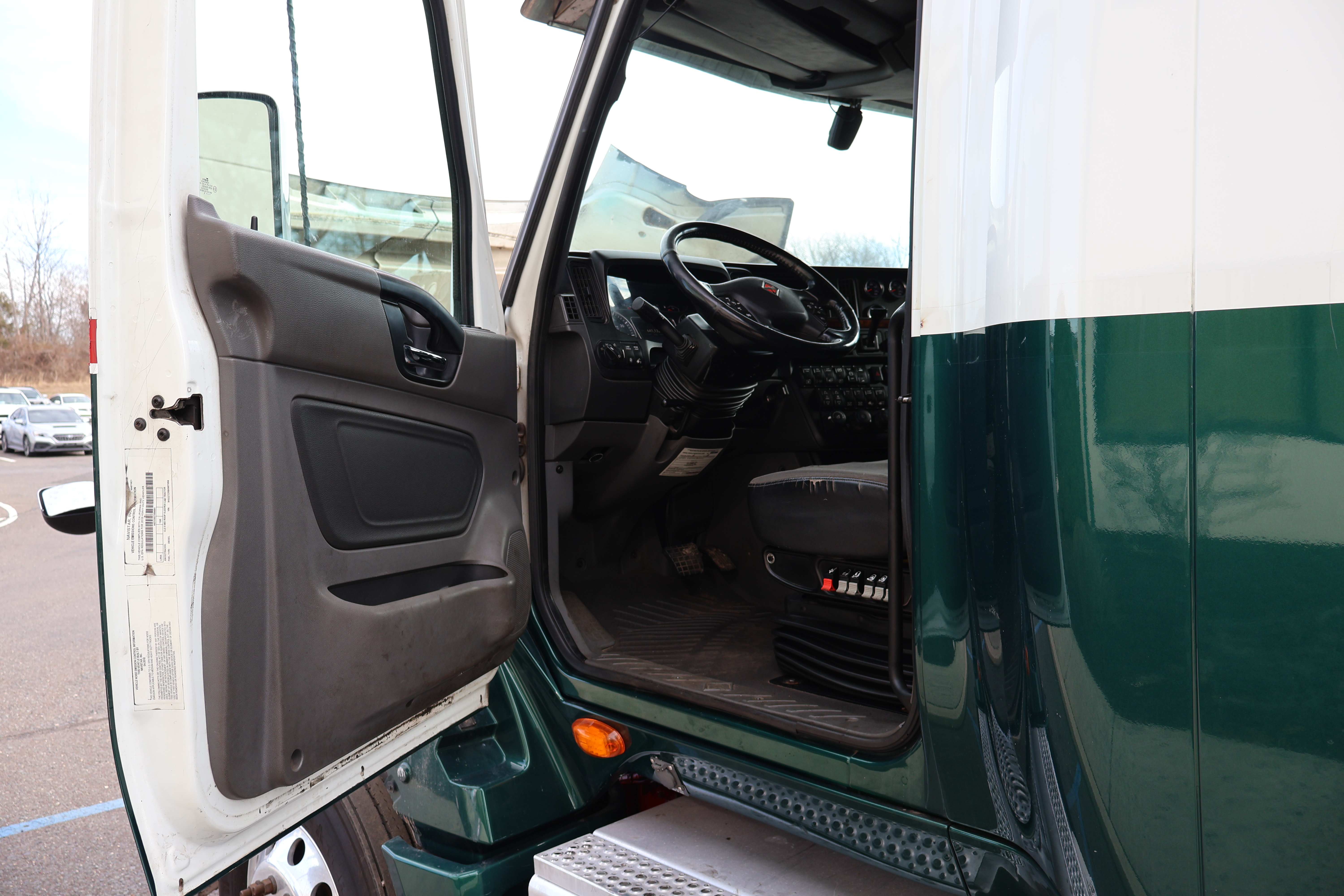 2019 INTERNATIONAL LT - Image 33