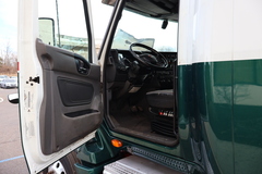 2019 INTERNATIONAL LT - Image 33