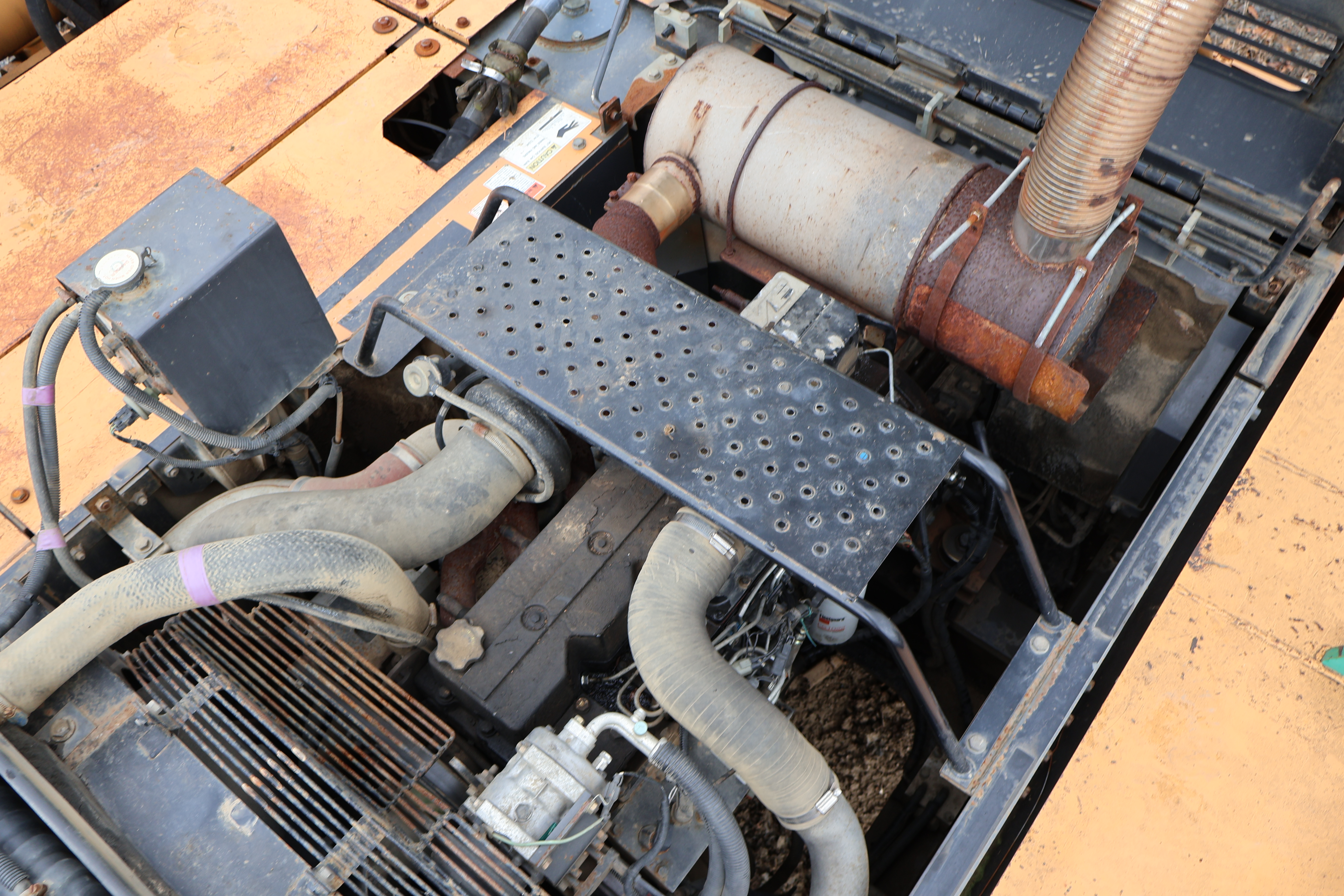 2004 CASE CX330 - view 14 of 42