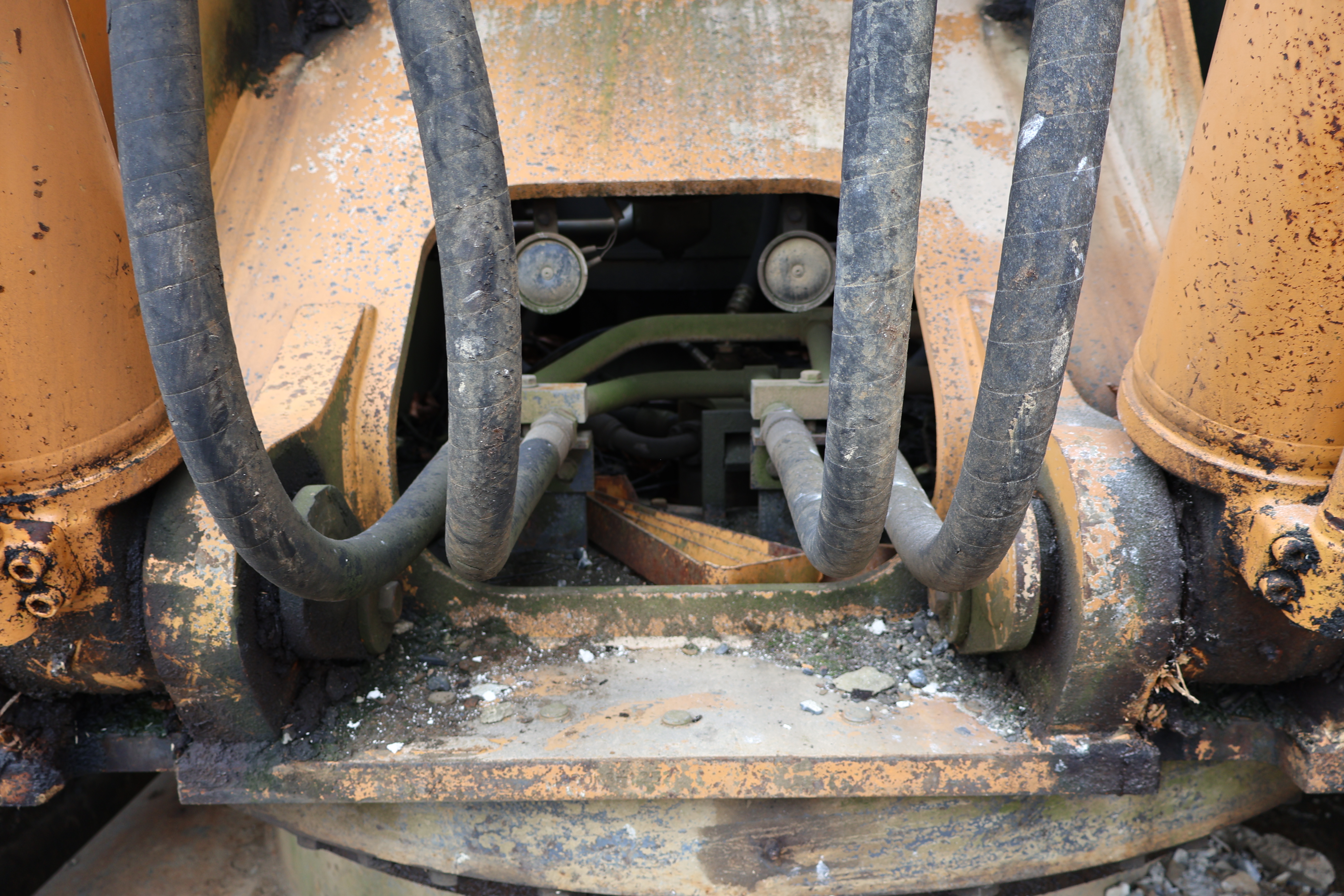 2004 CASE CX330 - Image 21