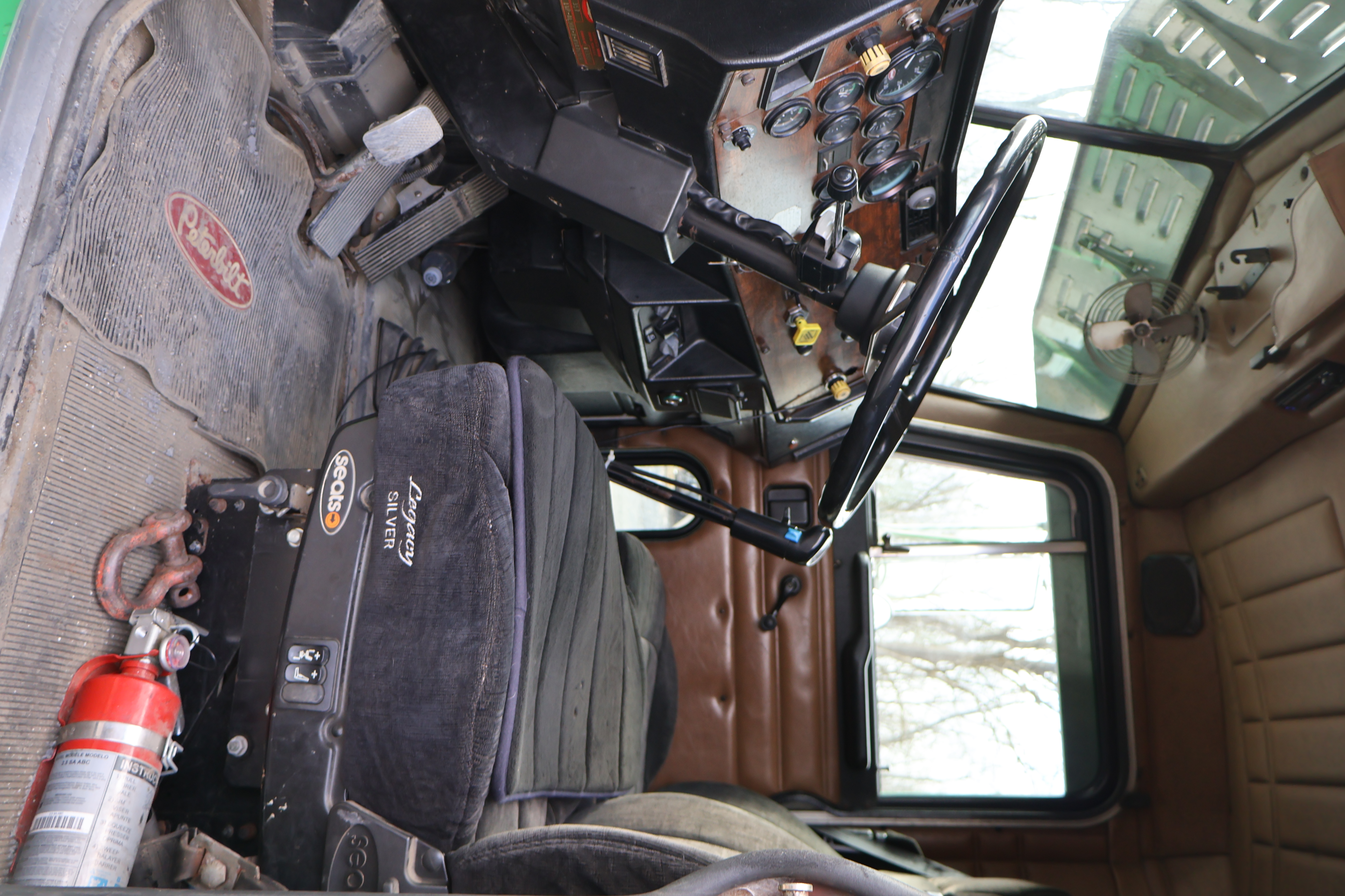 1999 PETERBILT 357 - view 17 of 25